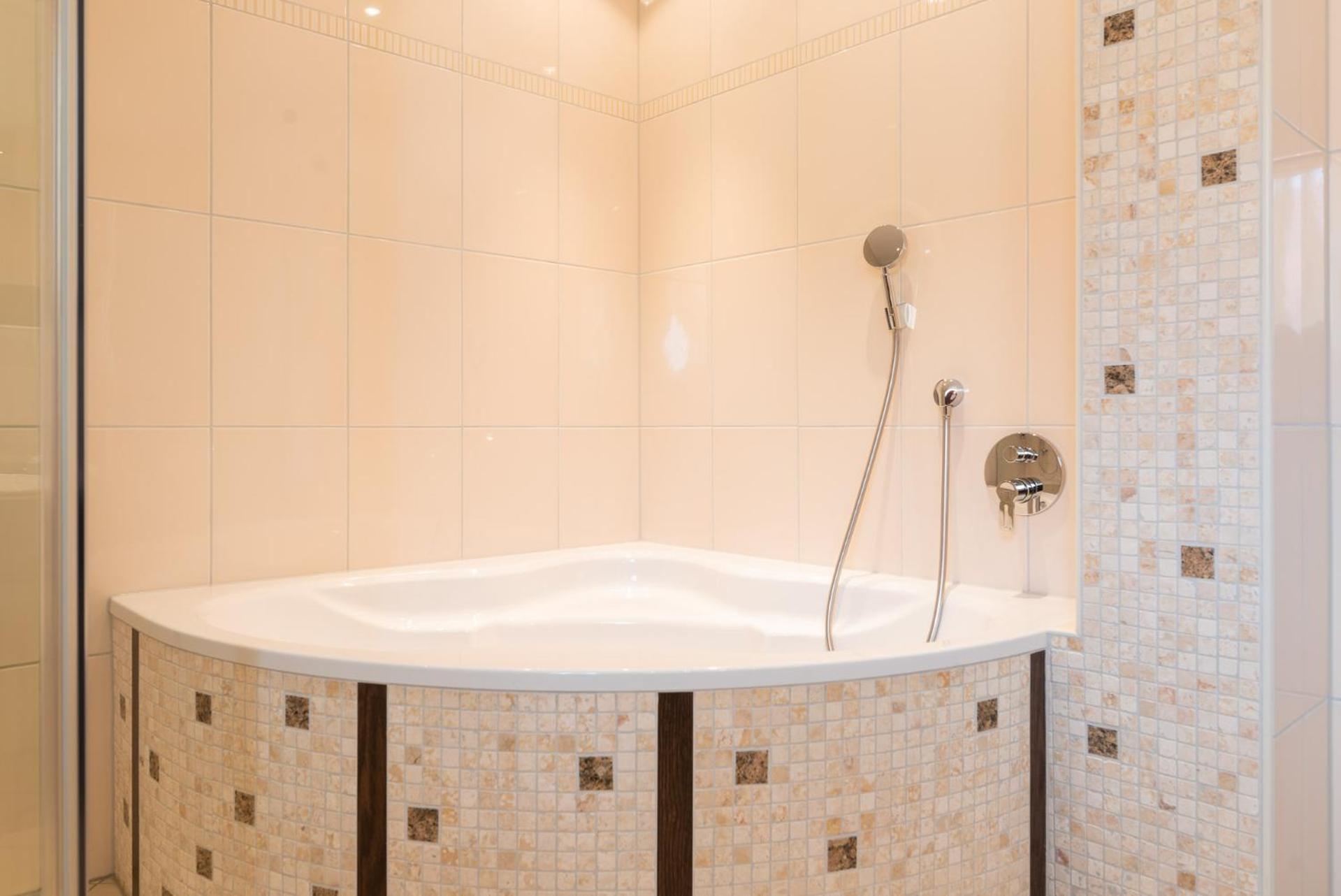 Hotel Central - Property Image 15