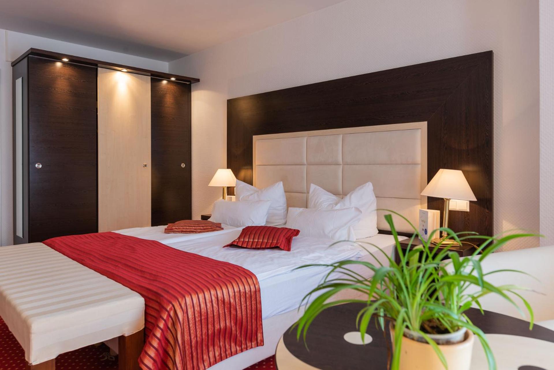 Hotel Central - Property Image 17