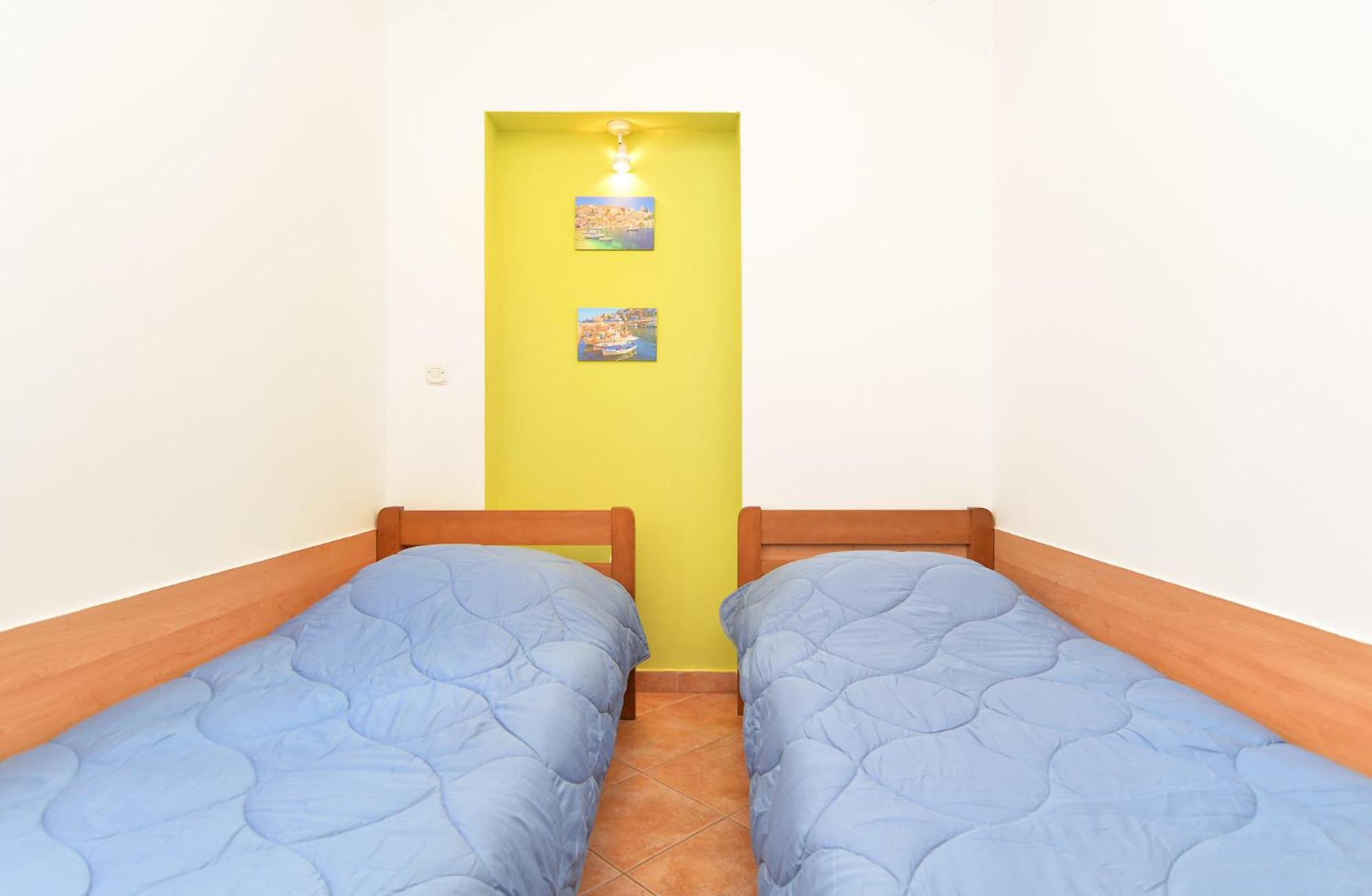 Apartments Denis 344 view 5