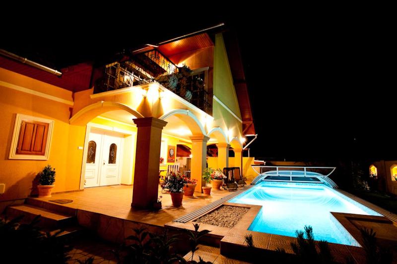 Villa Mikes Siófok