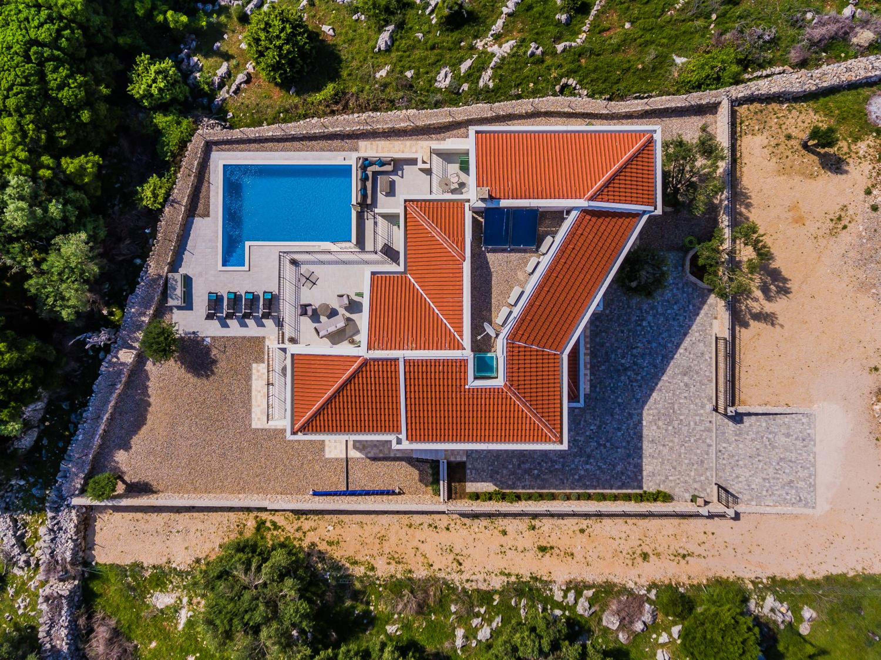 Villa Bramasole Lun view 5