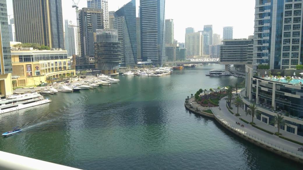 Golden Stay Vacation Homes continental tower marina
