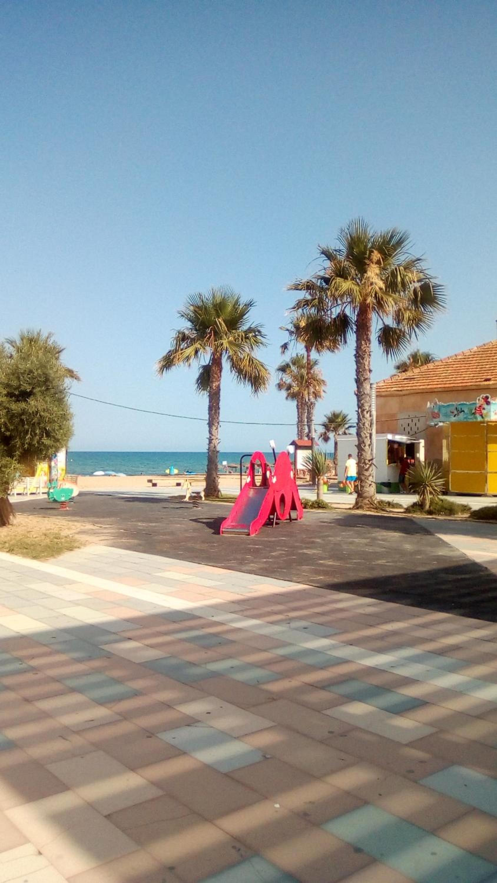 Apartment near Beach Lamata