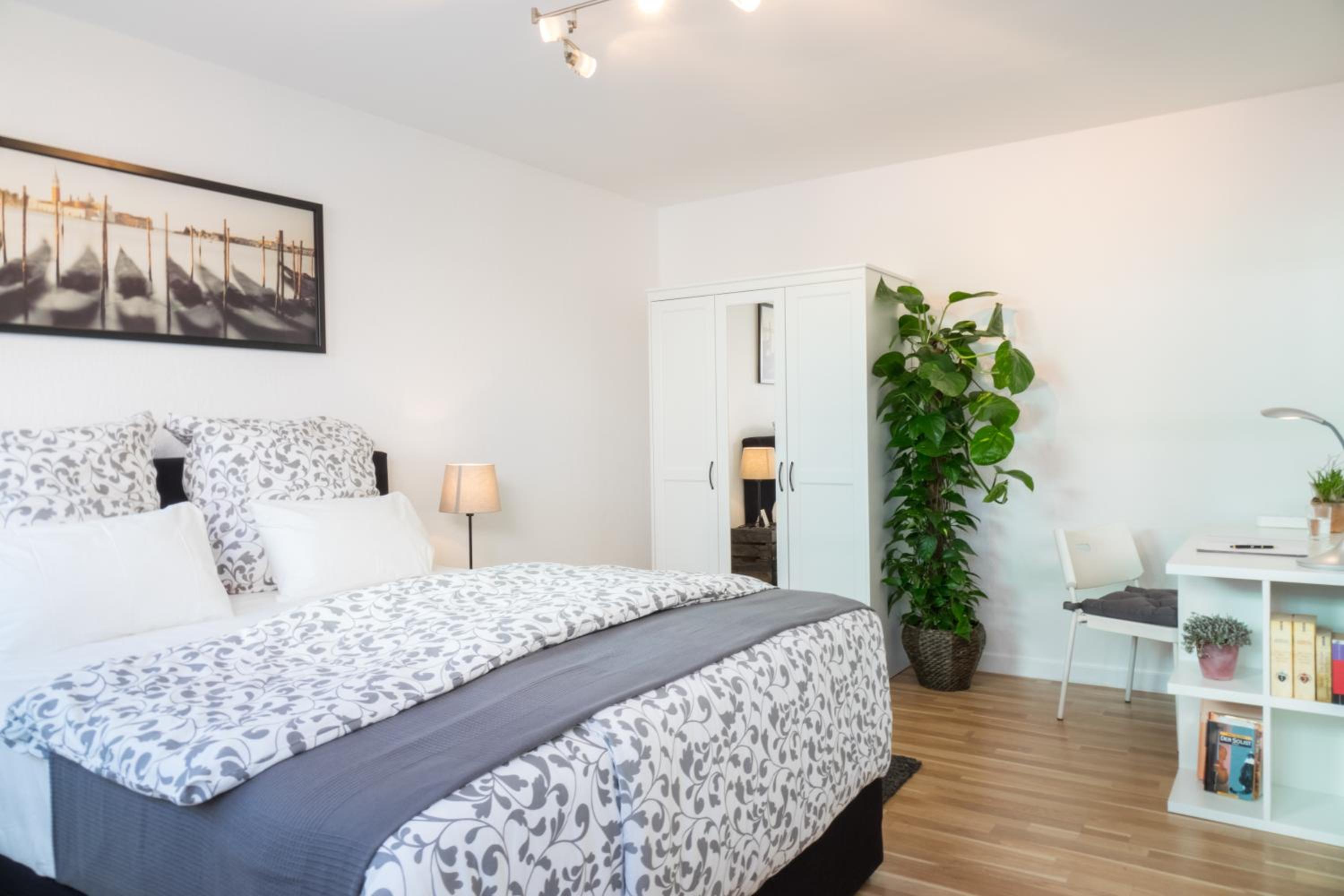 Wuppertal Vacations - Apartments an der Universitat - Property Image 14
