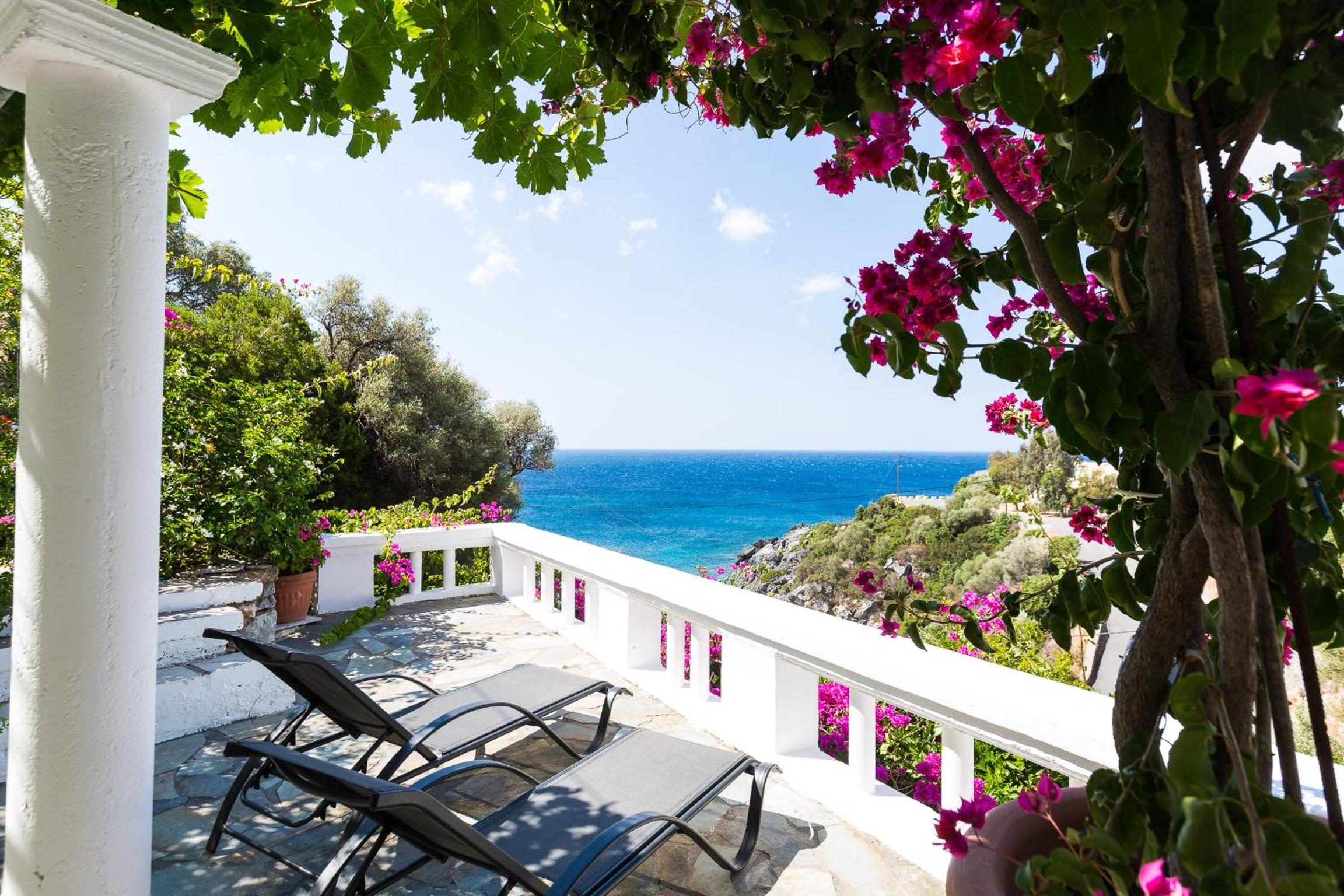 Hotel Fotinari Mare Villa - Image 1