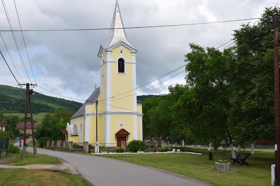 Photo 27