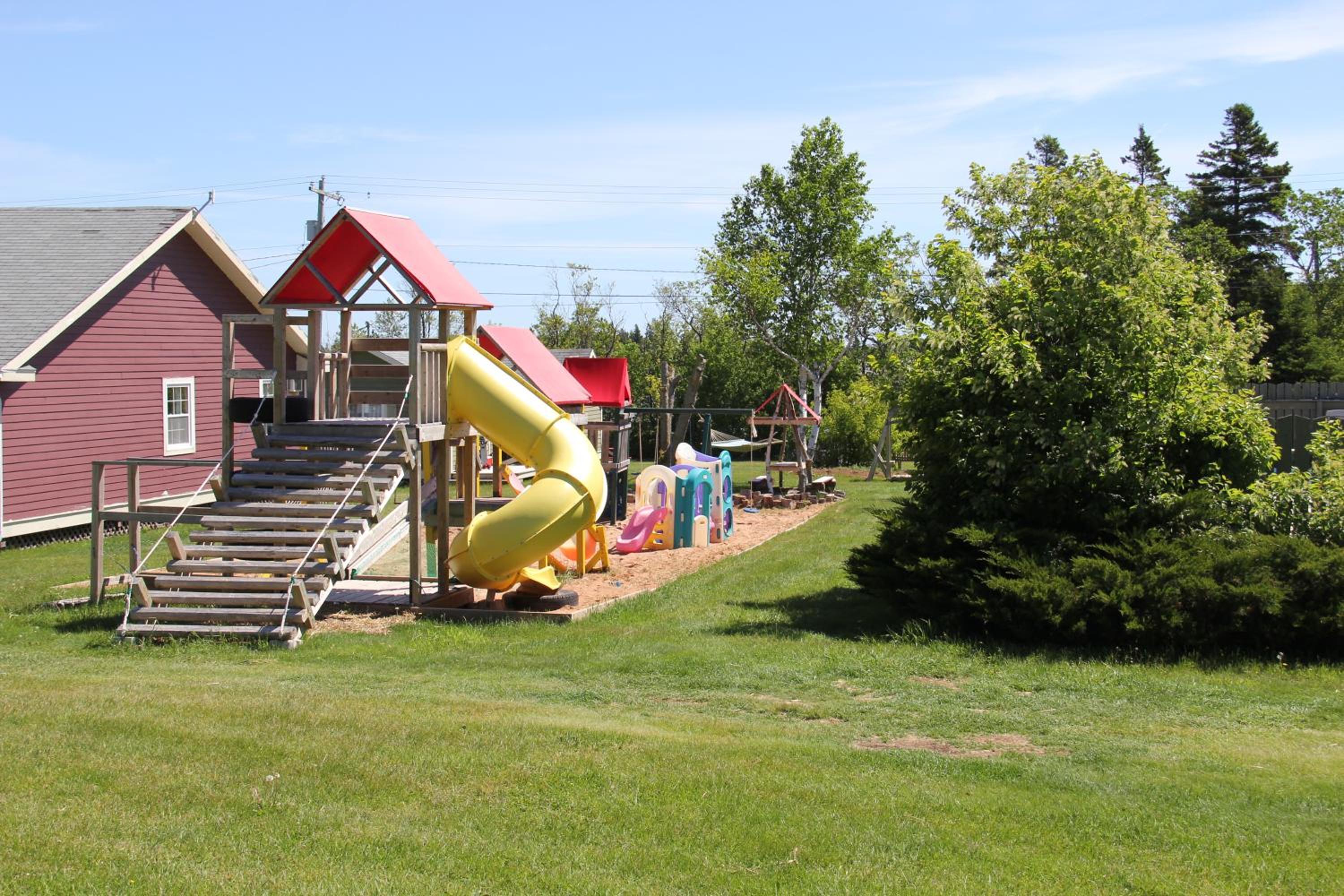 Avonlea Cottages - Image 2