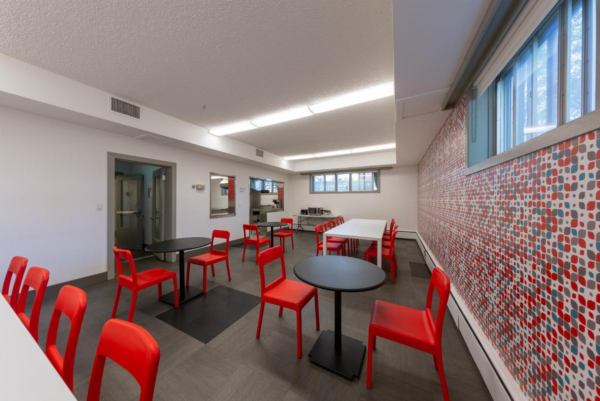 HI Edmonton - Hostel