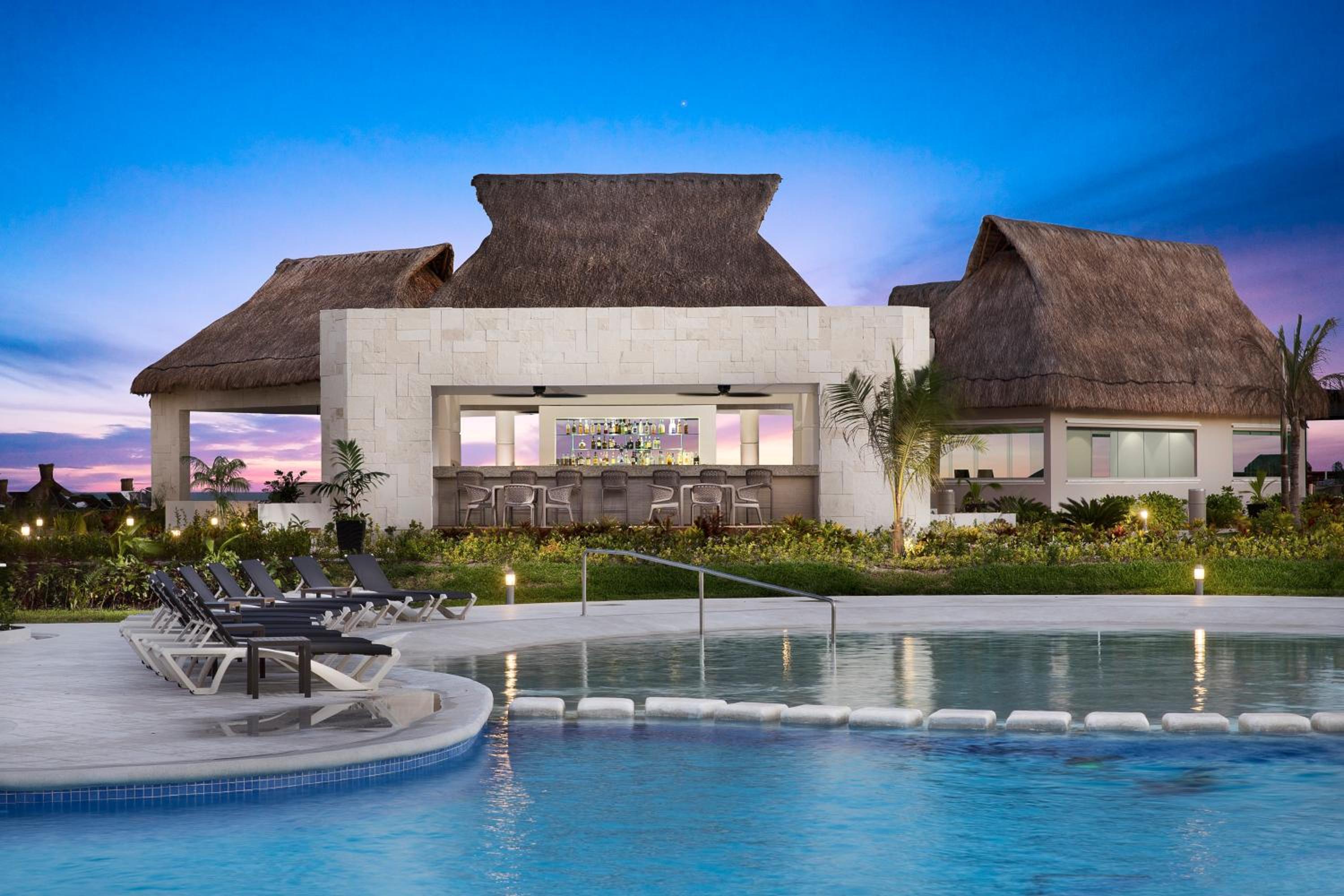 Cancun Vacations - Ventus at Marina El Cid Spa  Beach Resort - All Inclusive - Property Image 3