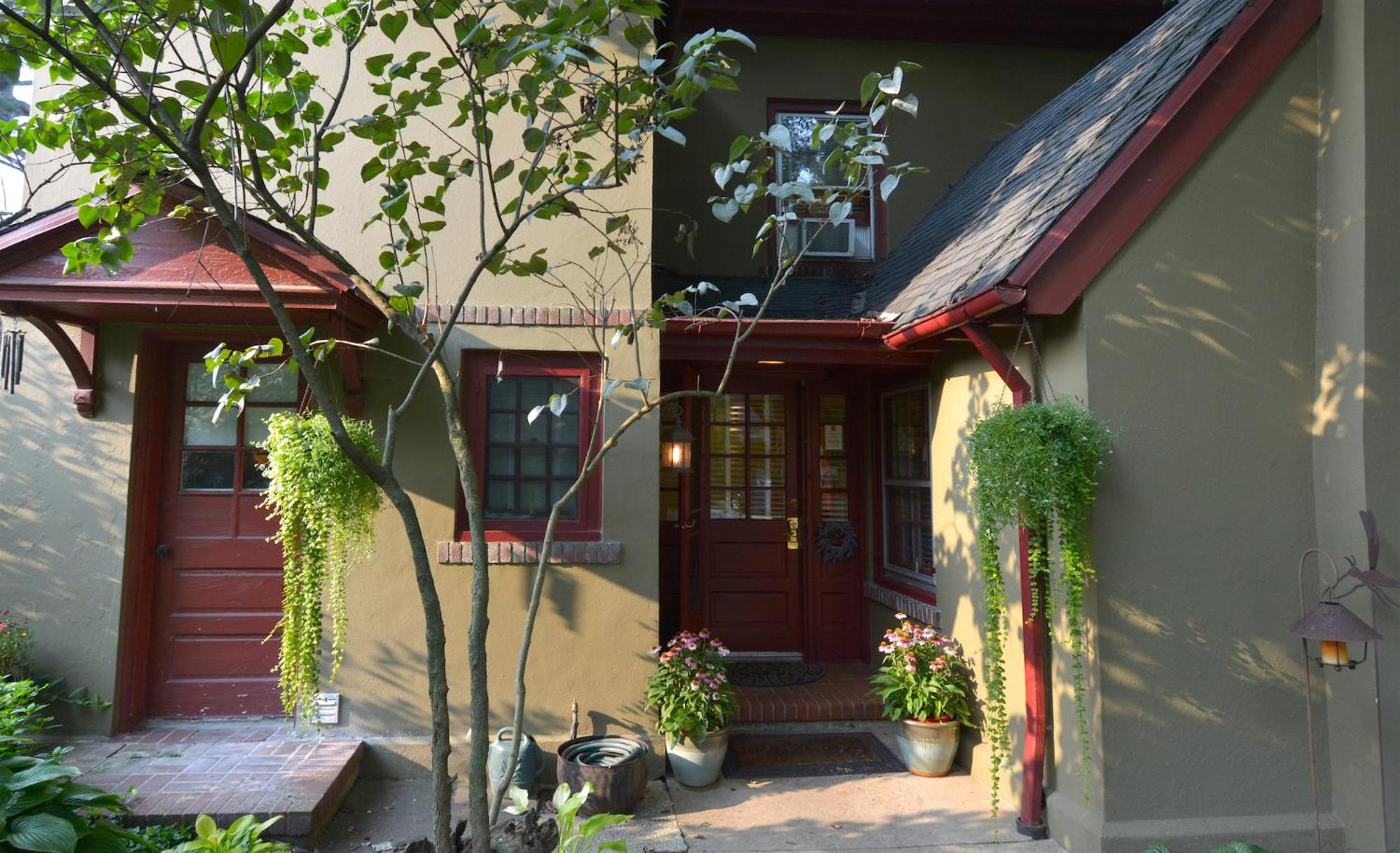 The Lancaster Bed and Breakfast view 3