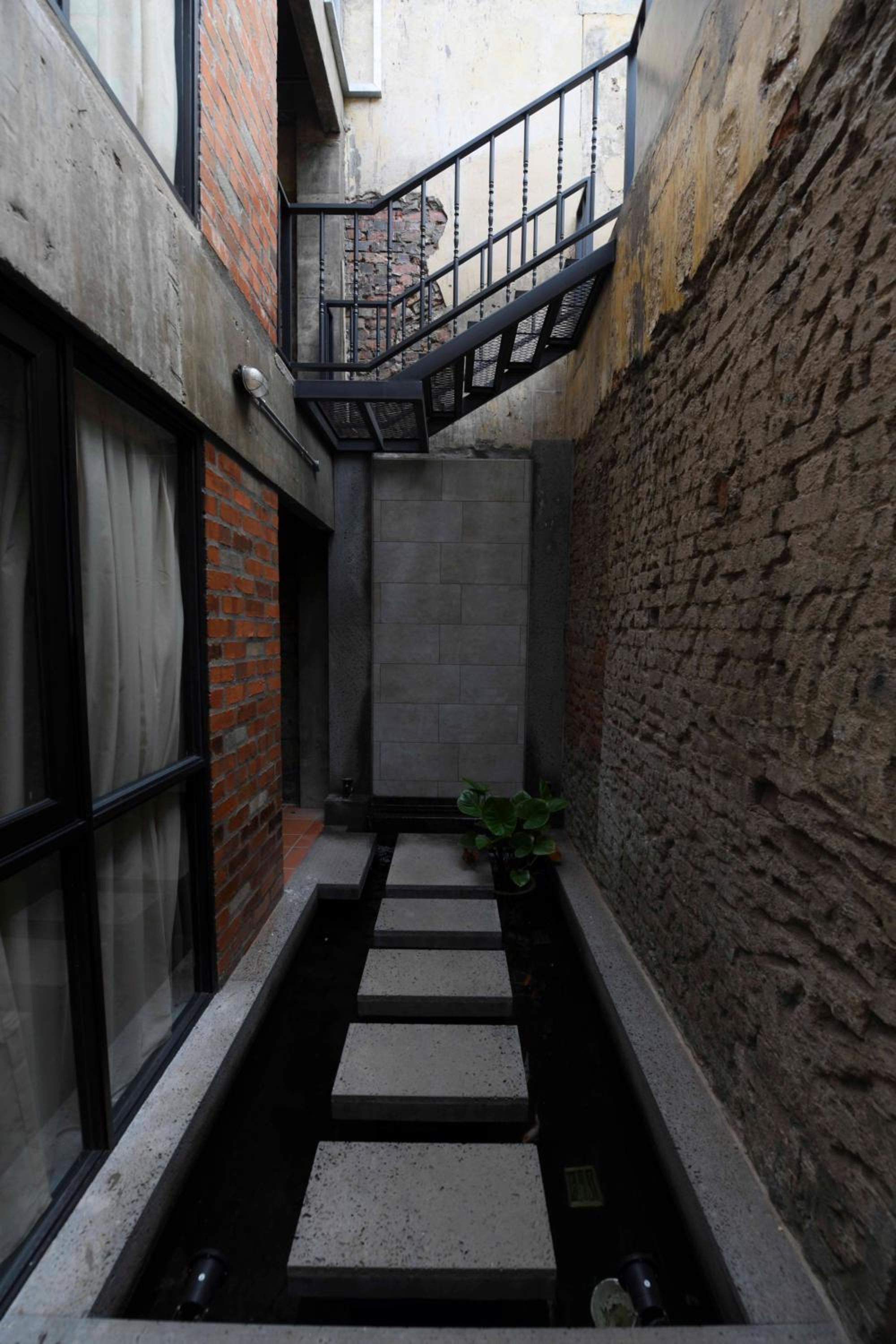 Photo 42