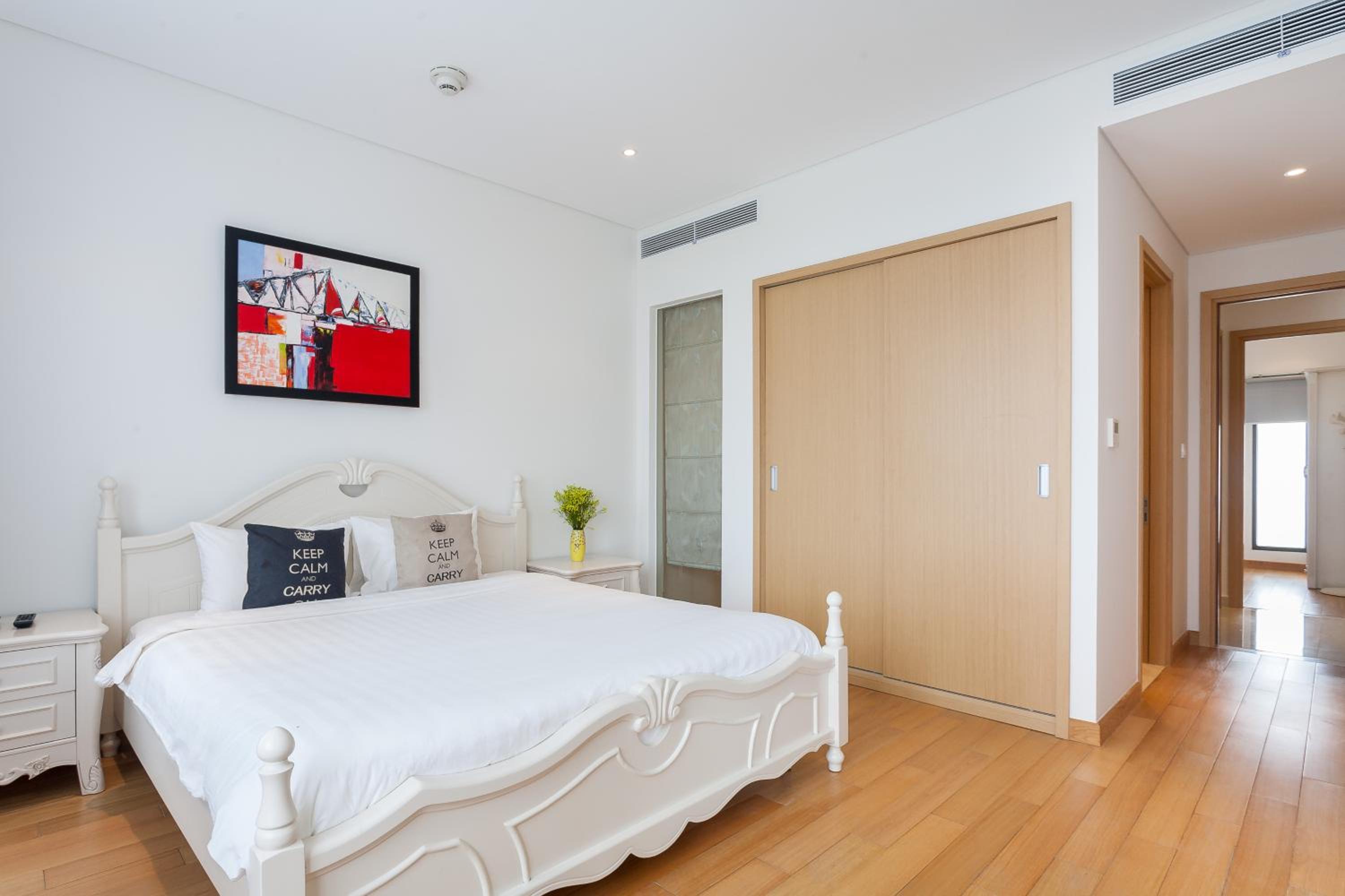 The Ocean Apartment IDCWH B602 view 2