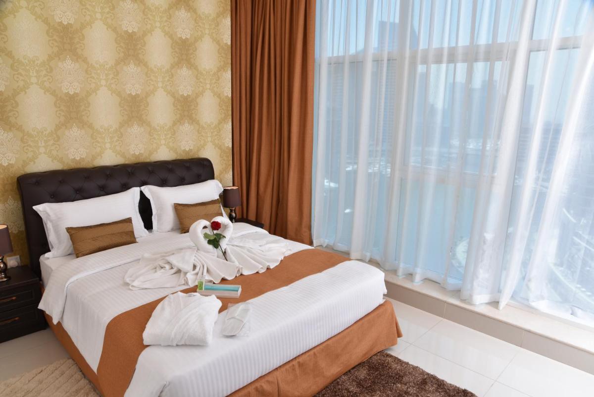 Golden Stay Vacation Homes continental tower marina
