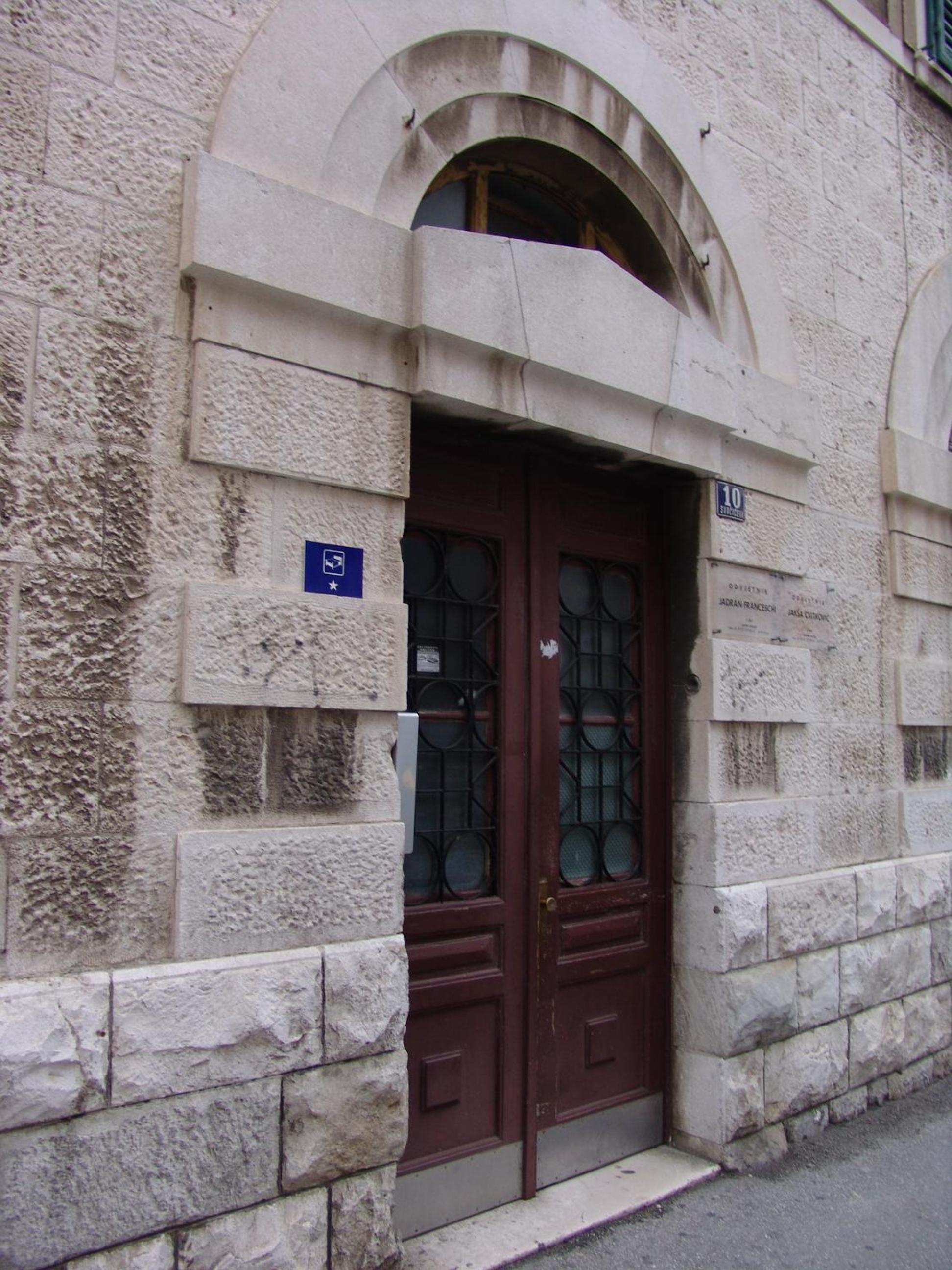 Photo 22
