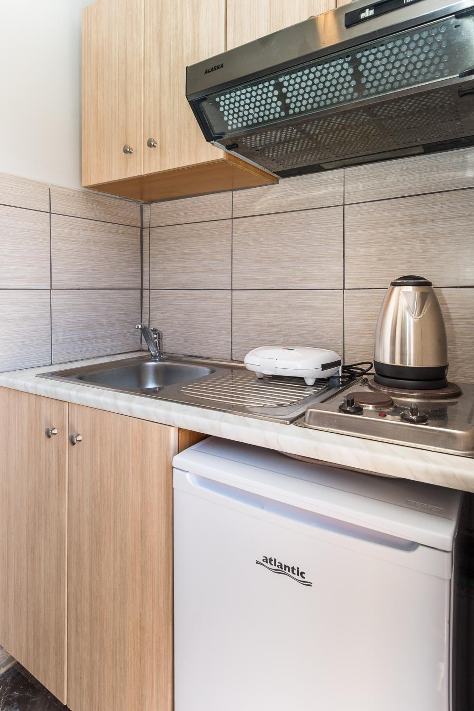 Rooms 48 by Zante Plaza