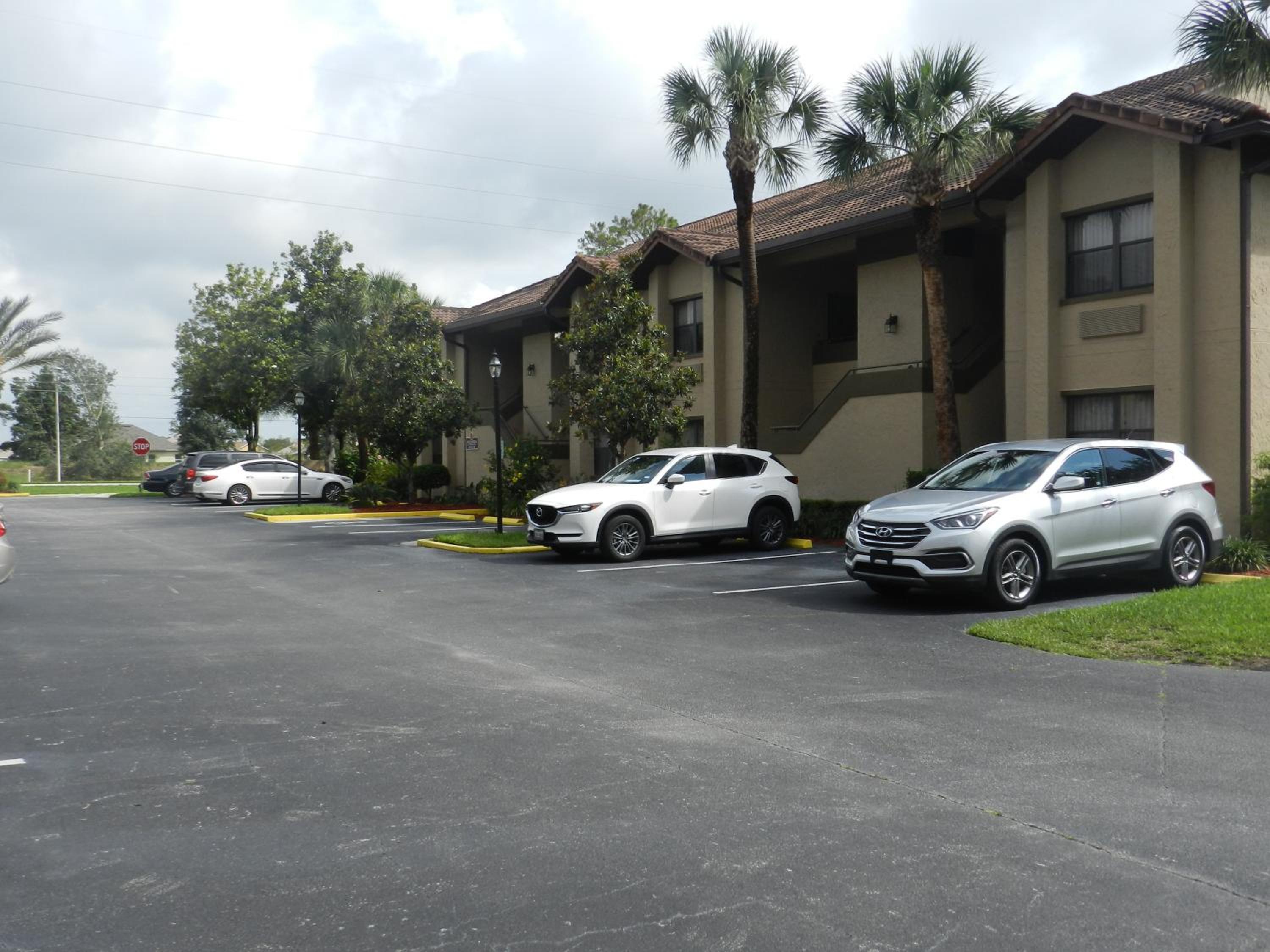 Alhambra Villas