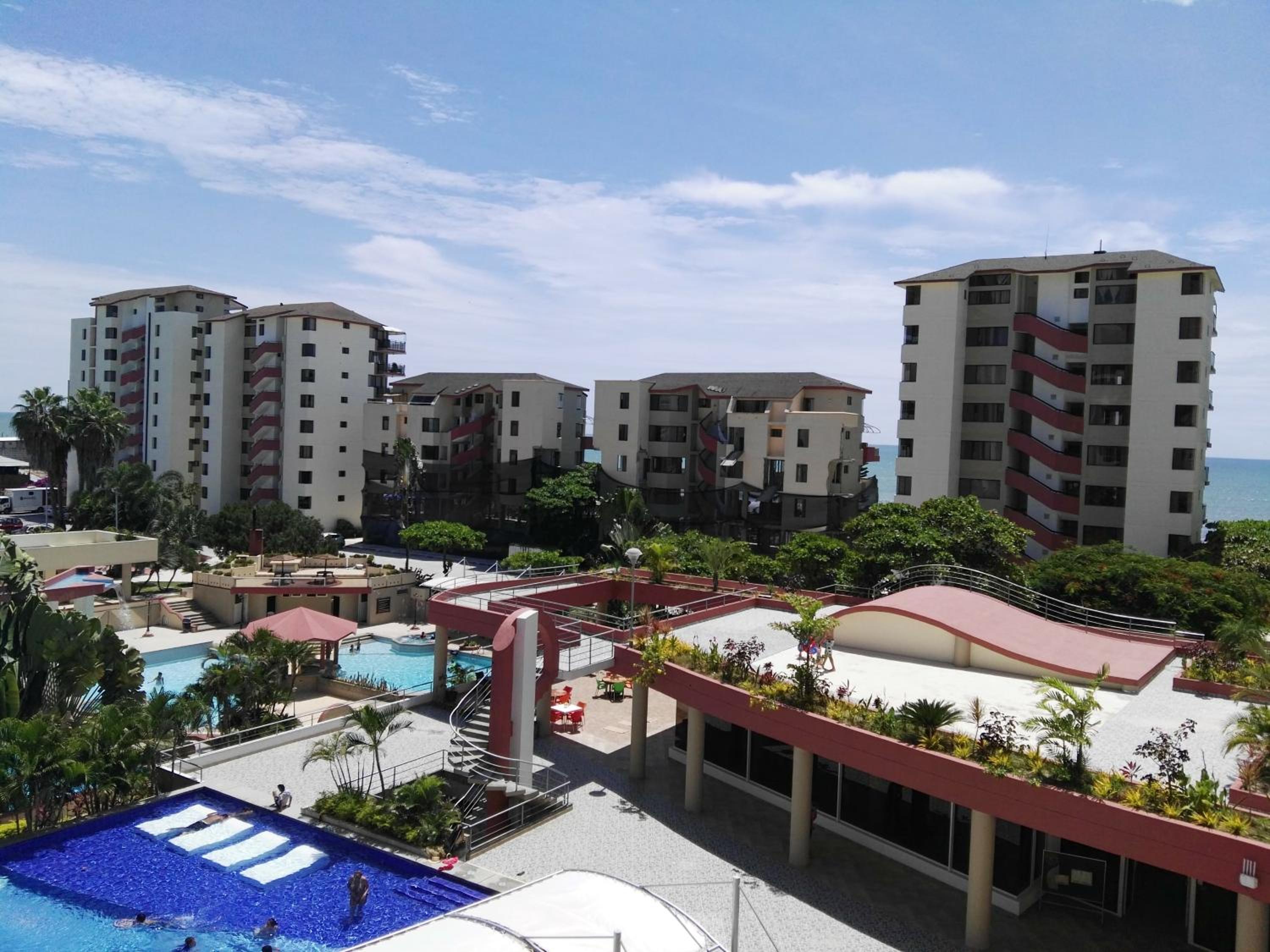Playa Almendro Resort