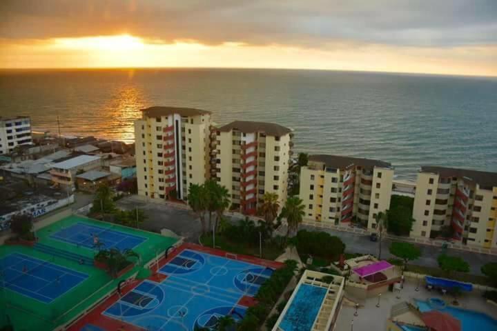 Playa Almendro Resort