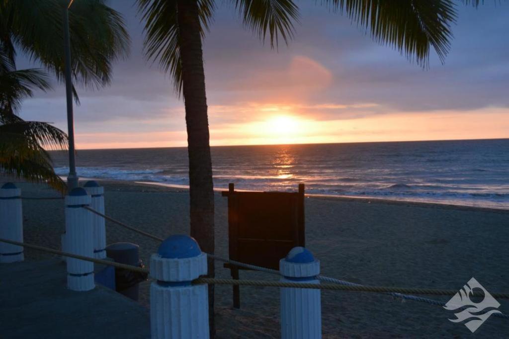 Playa Almendro Resort