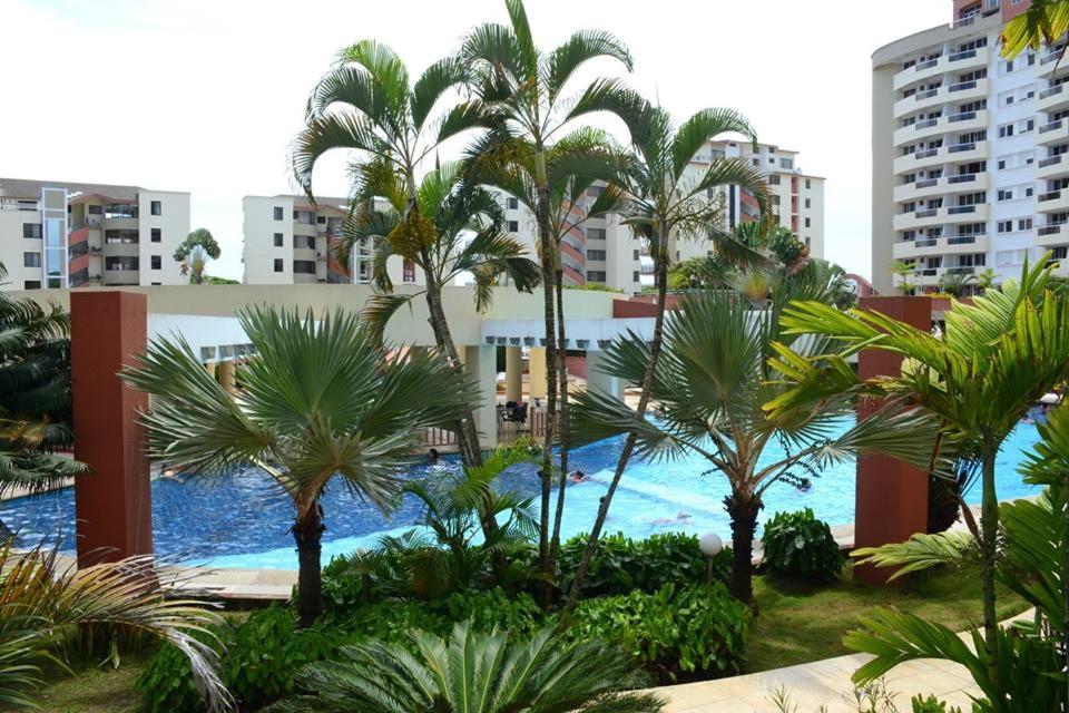 Playa Almendro Resort