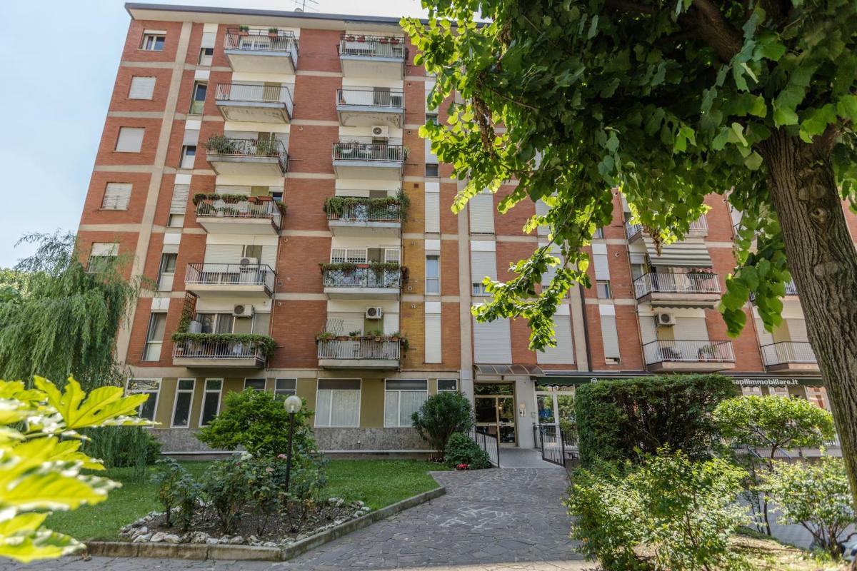 Linate Airport Apartment