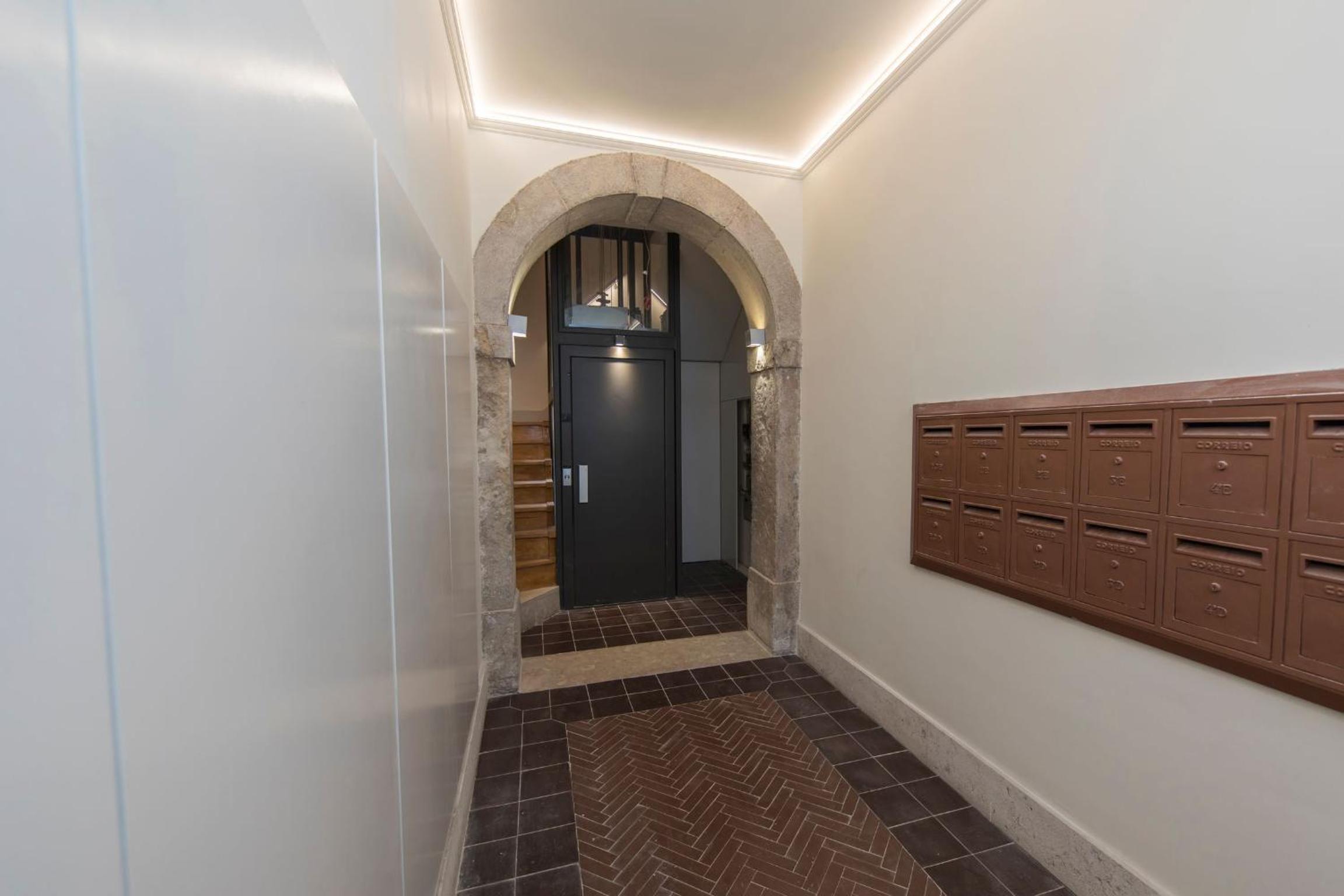 Stunning Penthouse with the best views by LovelyStay view 5