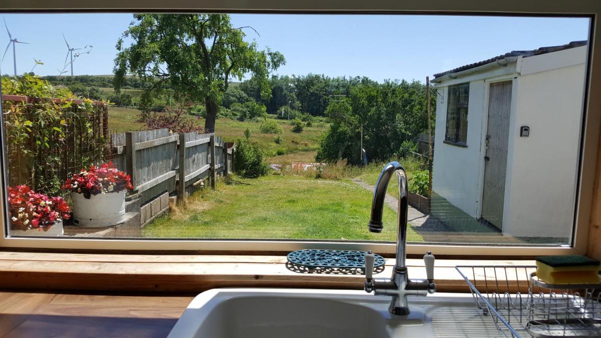 Princetown Cottage view 3