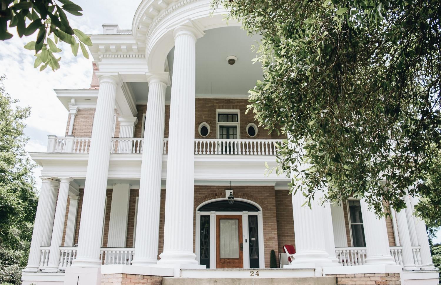 1912 Bed and Breakfast