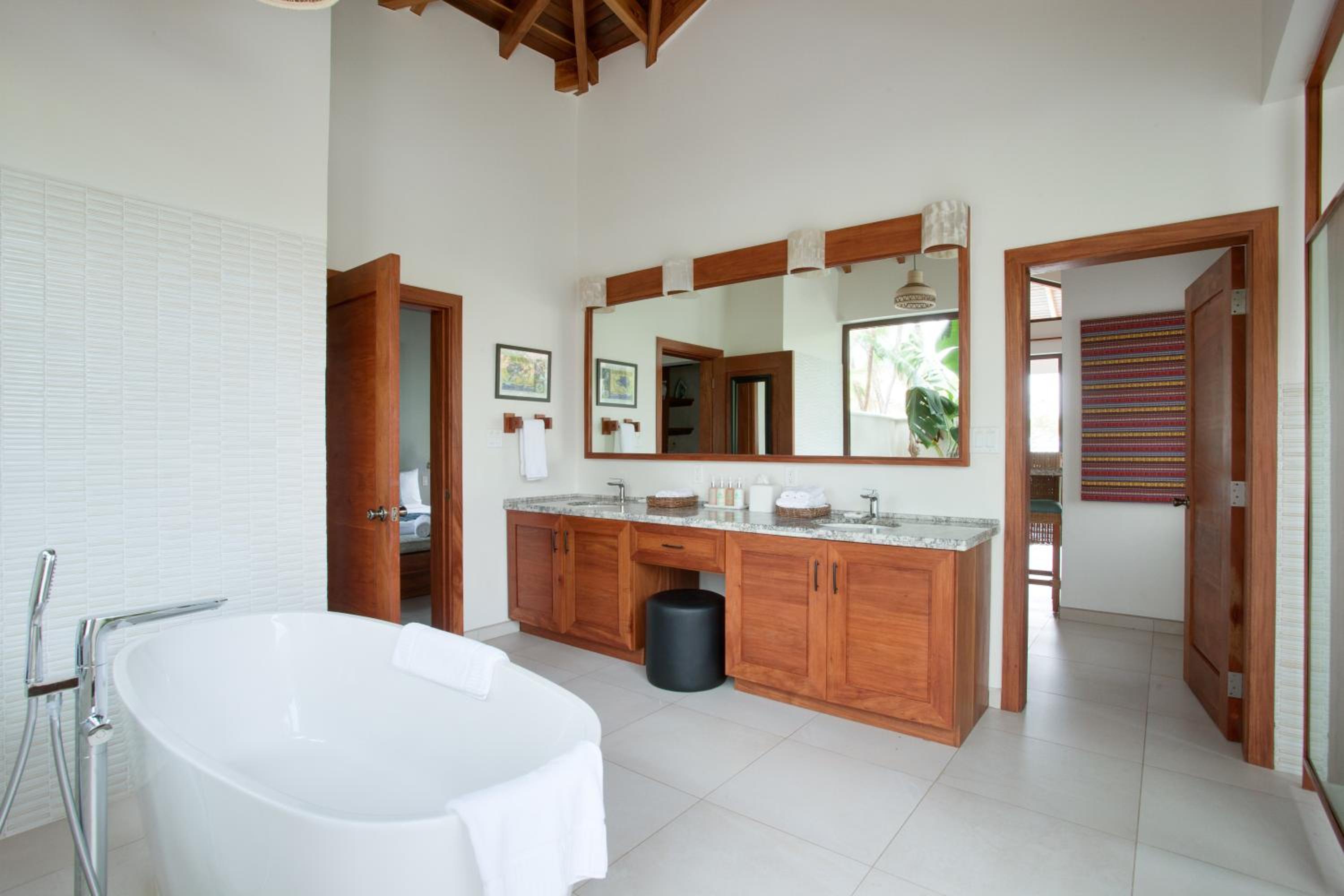 Naïa Resort and Spa