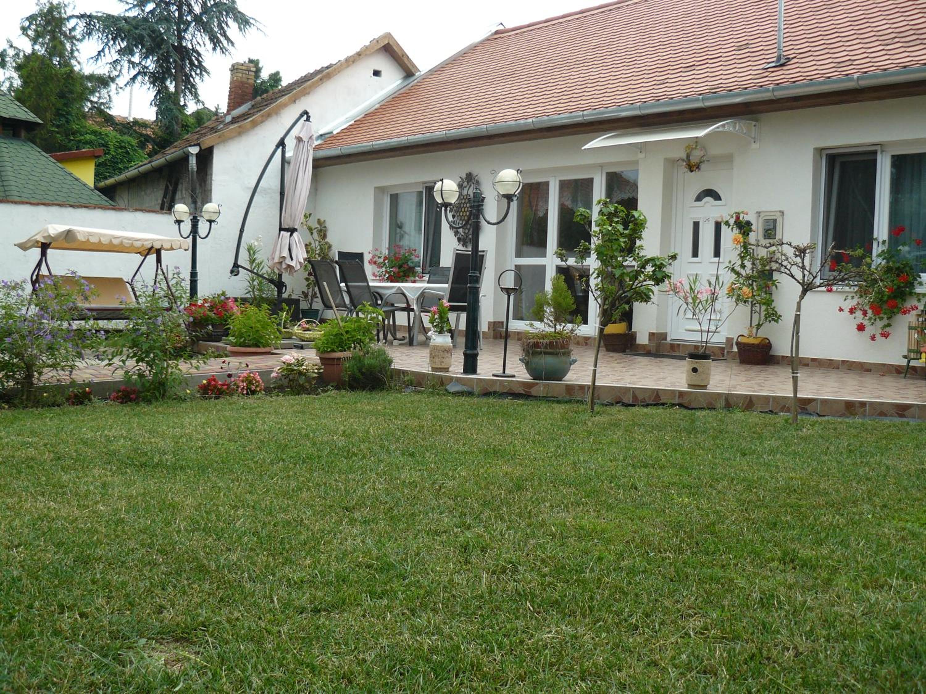 Photo 37