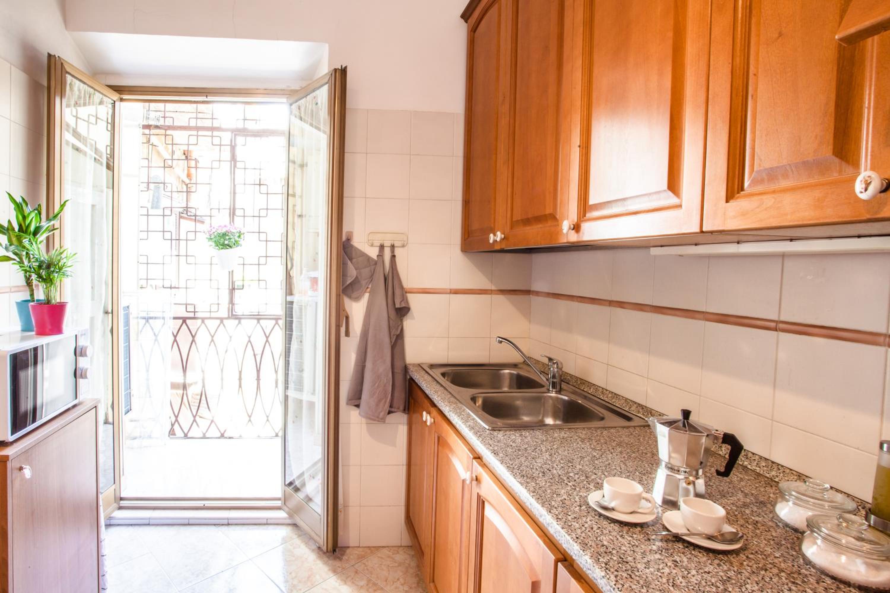Redseven Rome Apartments
