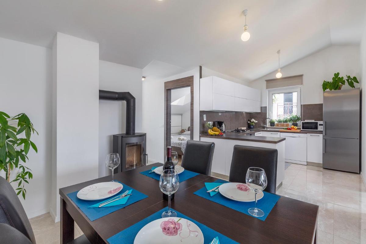 Apartment Fiore view 5