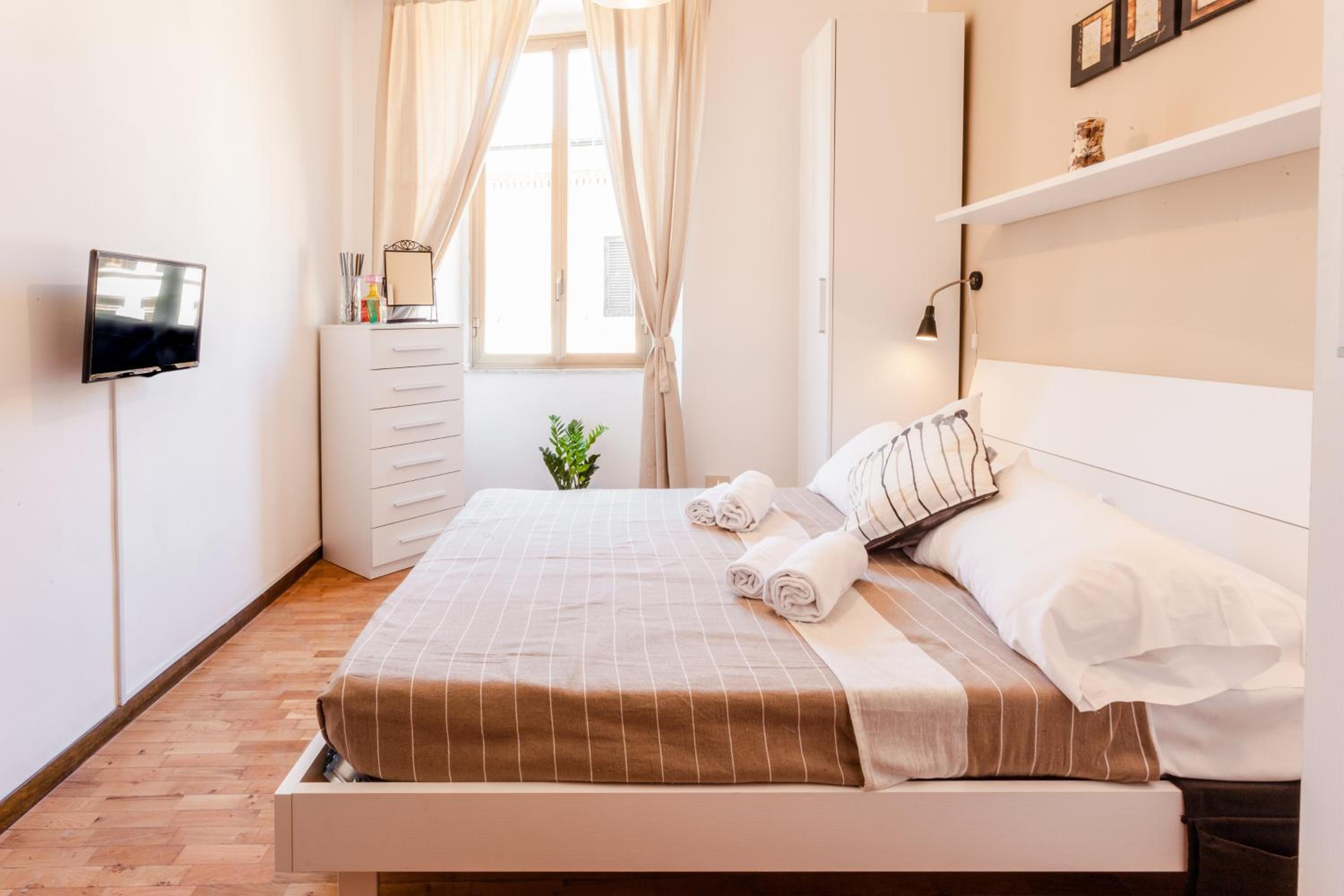 Redseven Rome Apartments