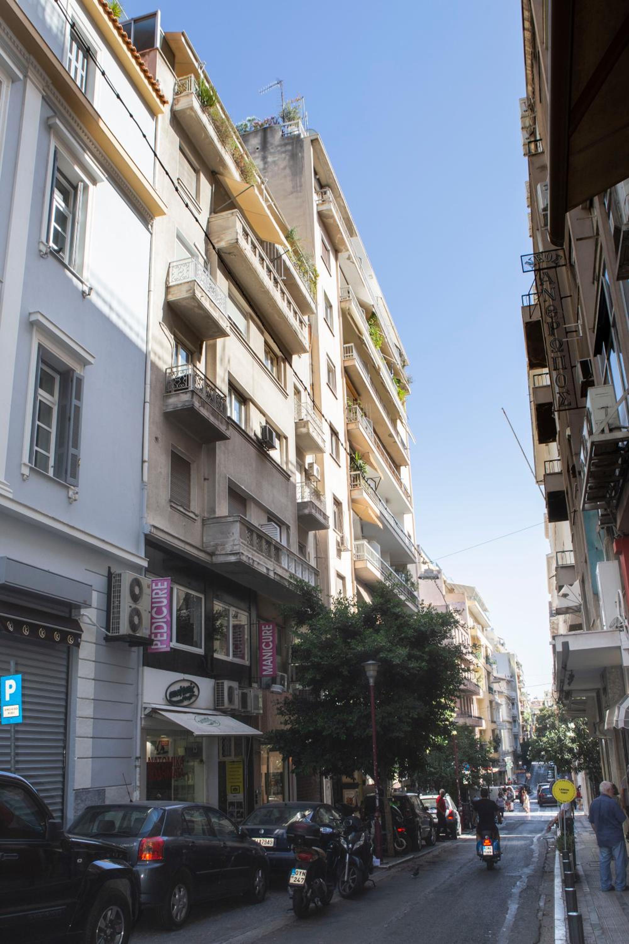 Athens Center Spacious Luxury Apartment