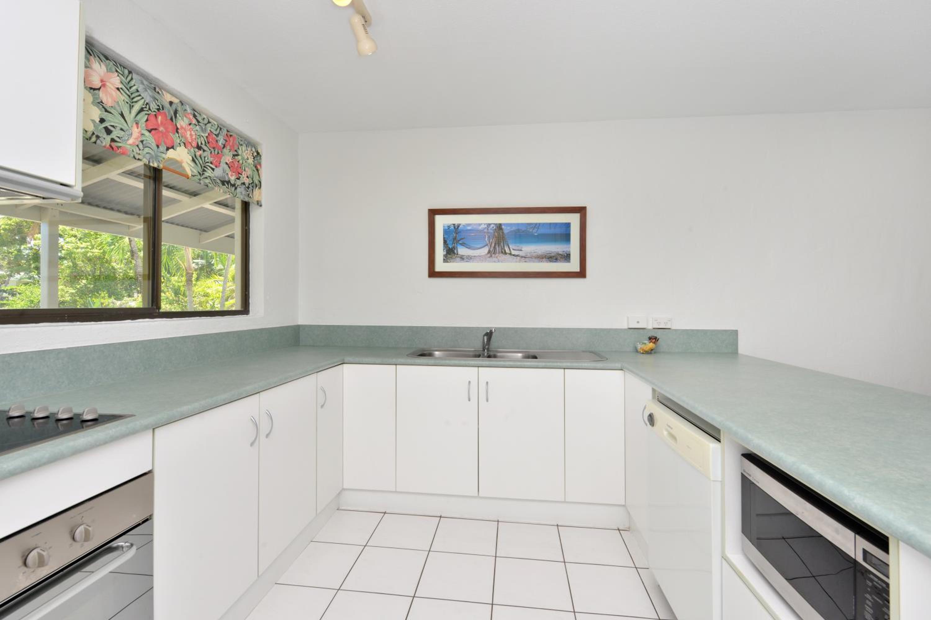 Seascape Holidays at Beachfront Terraces