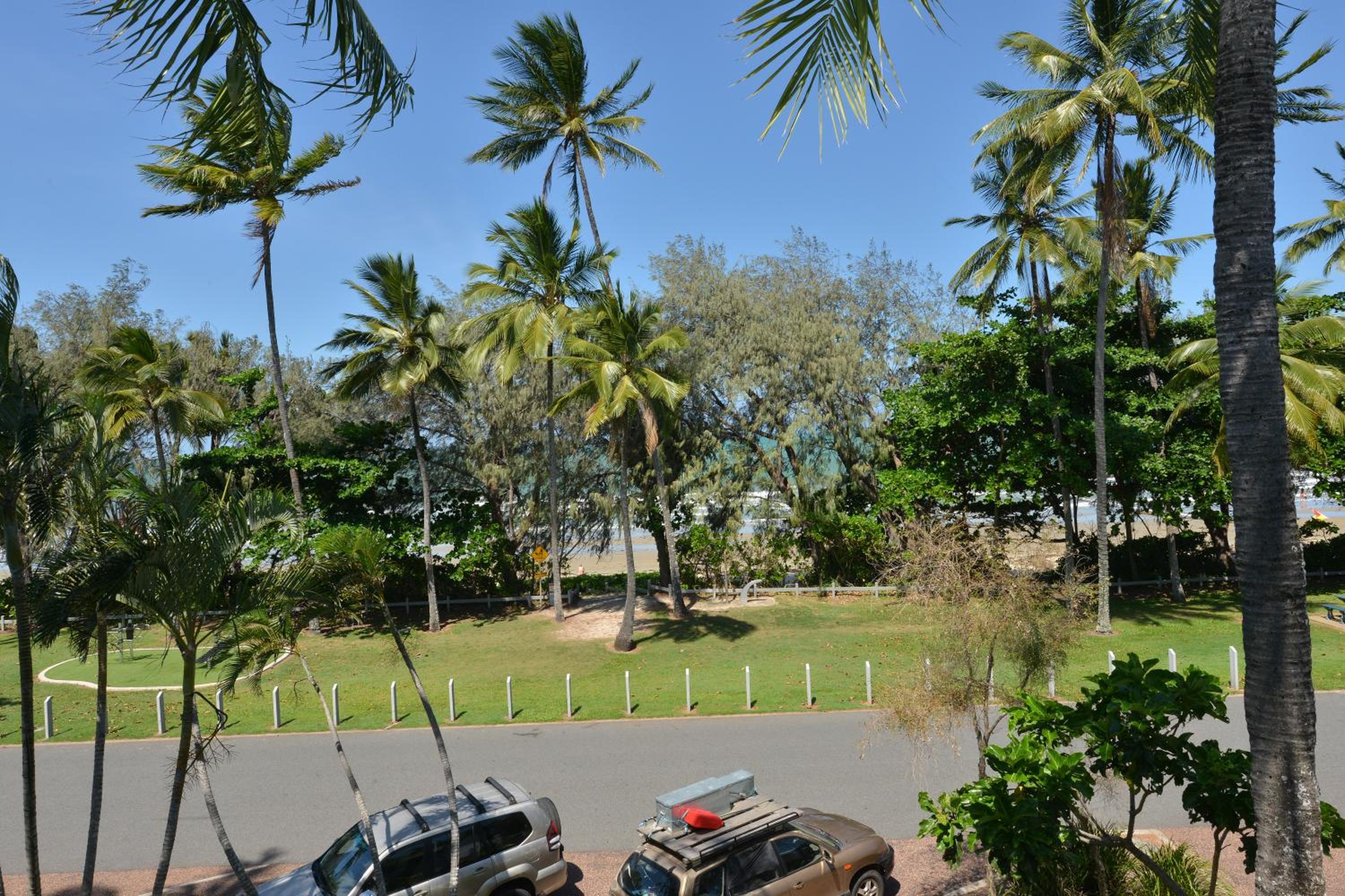 Seascape Holidays at Beachfront Terraces