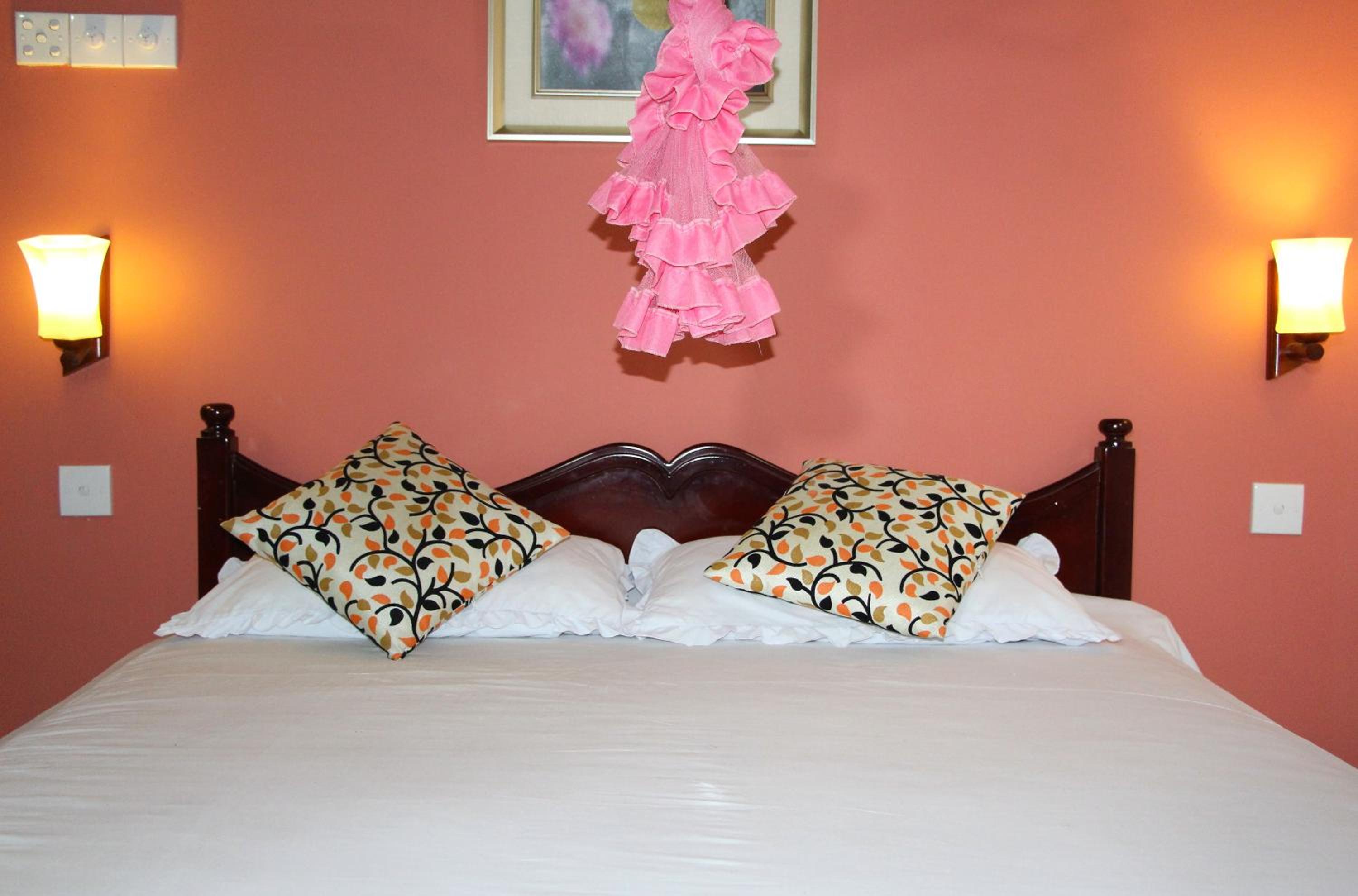 Holiday Guest Inn