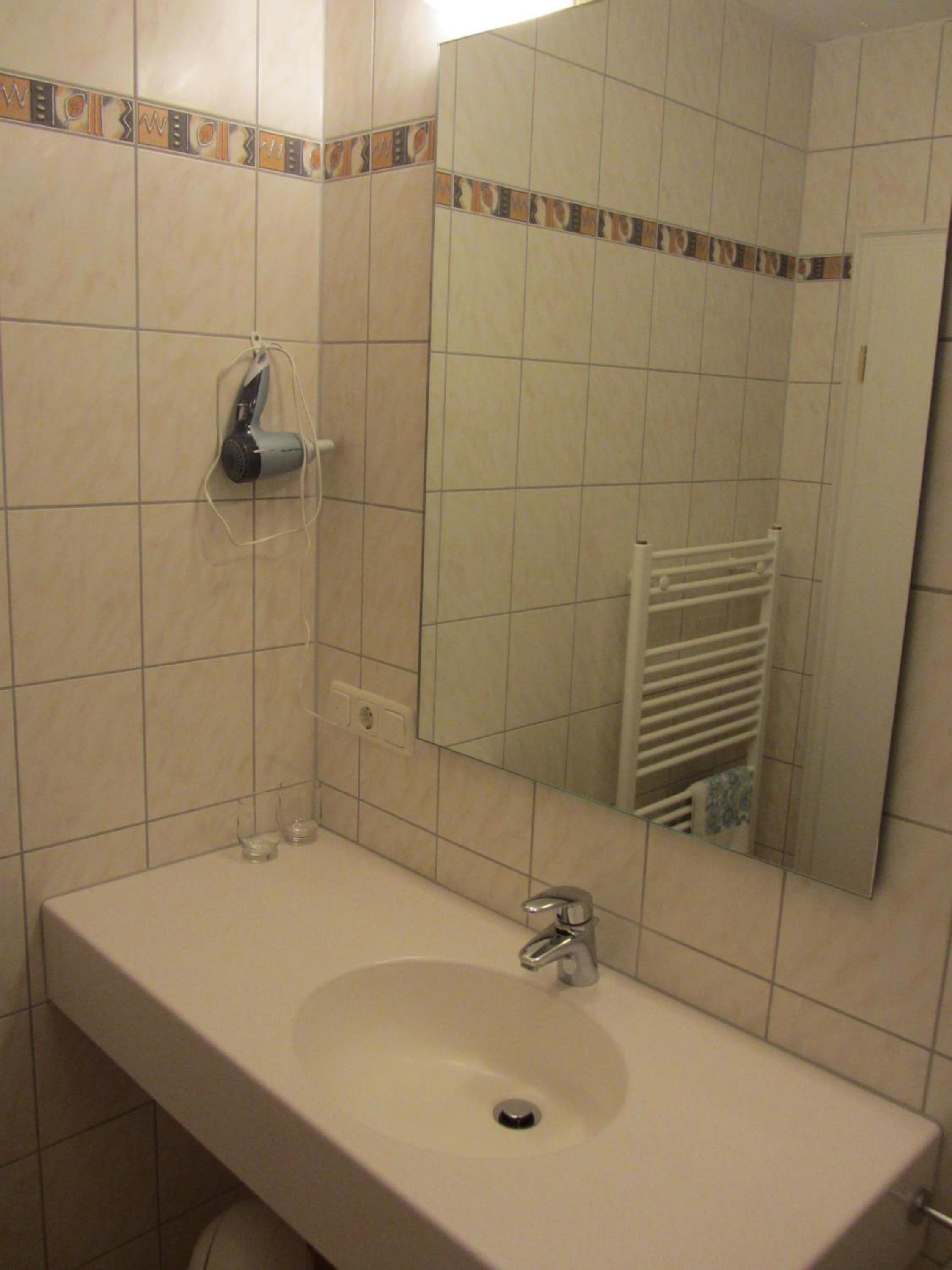 Photo 32