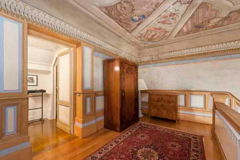 Luxury Apartment