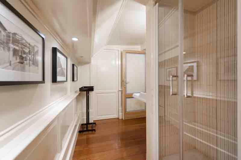 Luxury Apartment