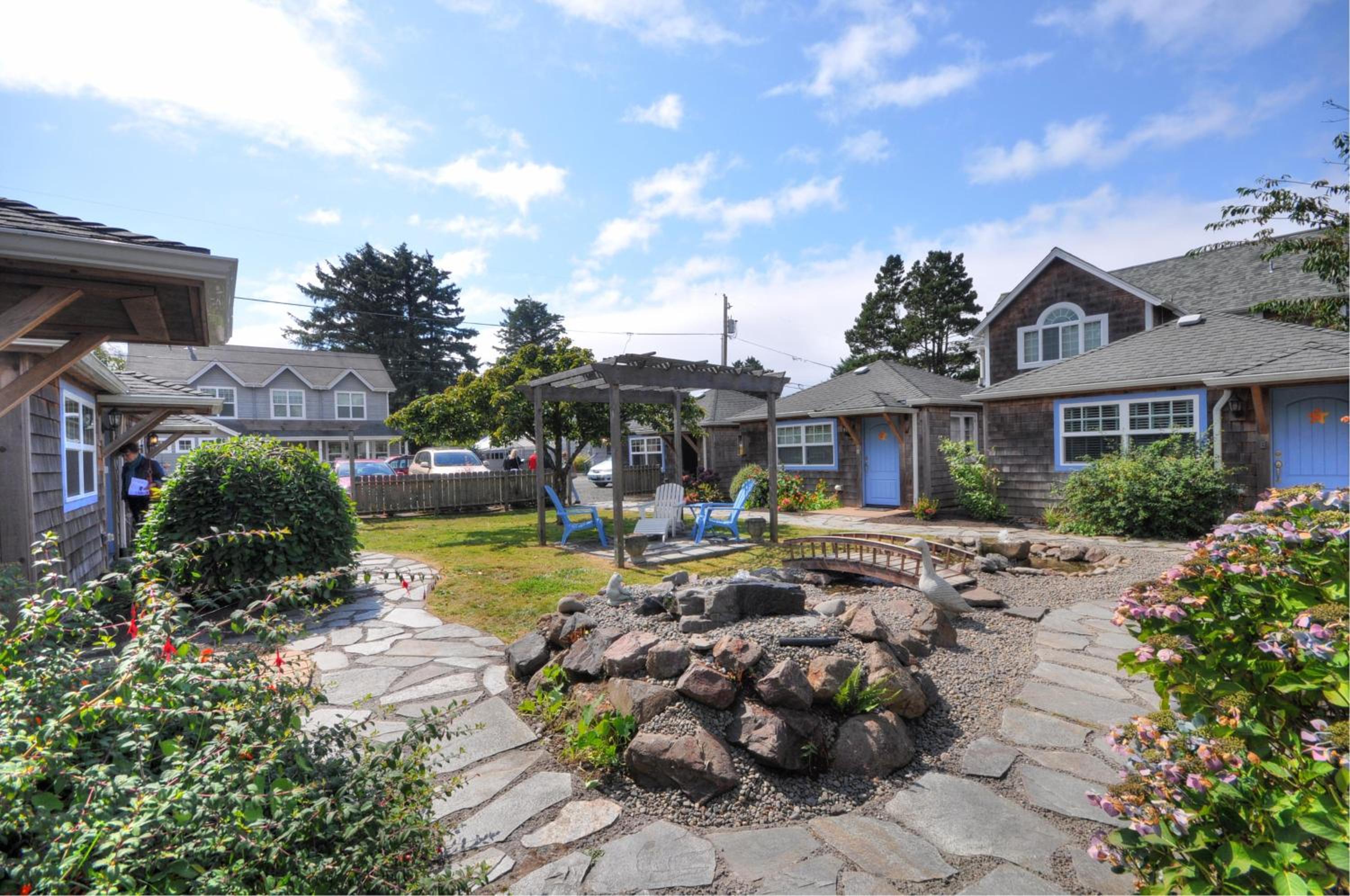 Hidden Villa Cottages