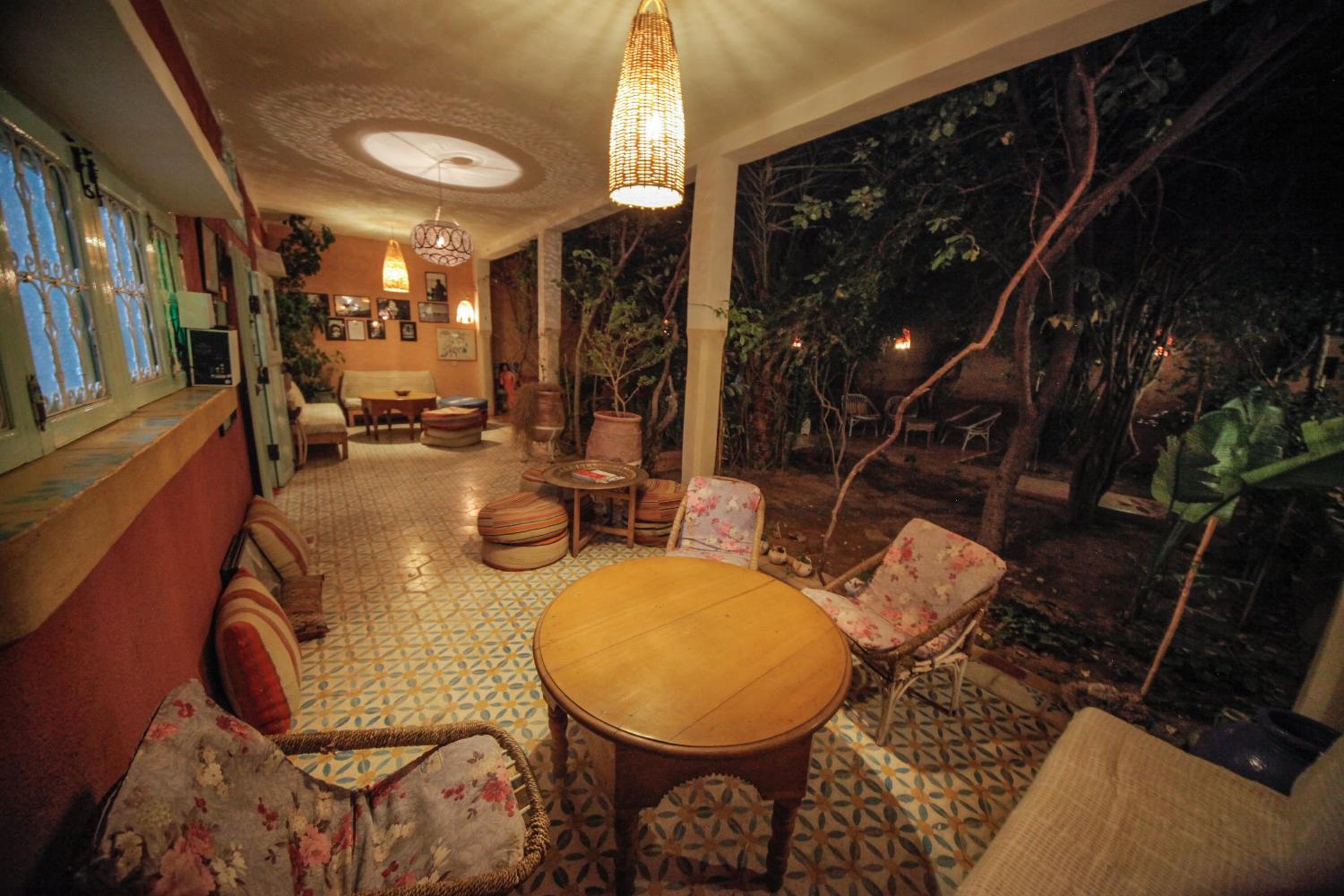 lounge