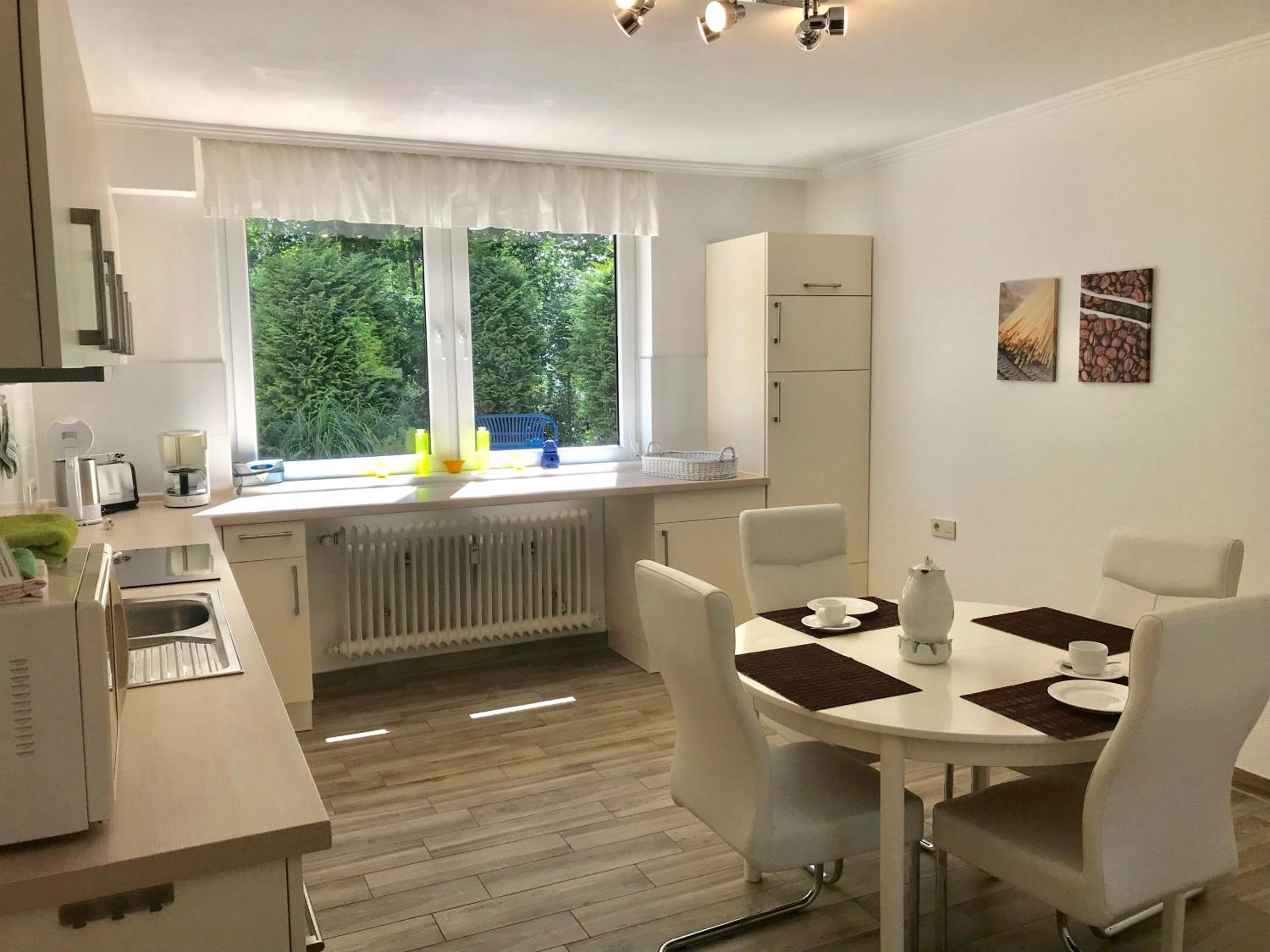 FeWo im Grünen mit Terrasse und Garten - gratis Therme