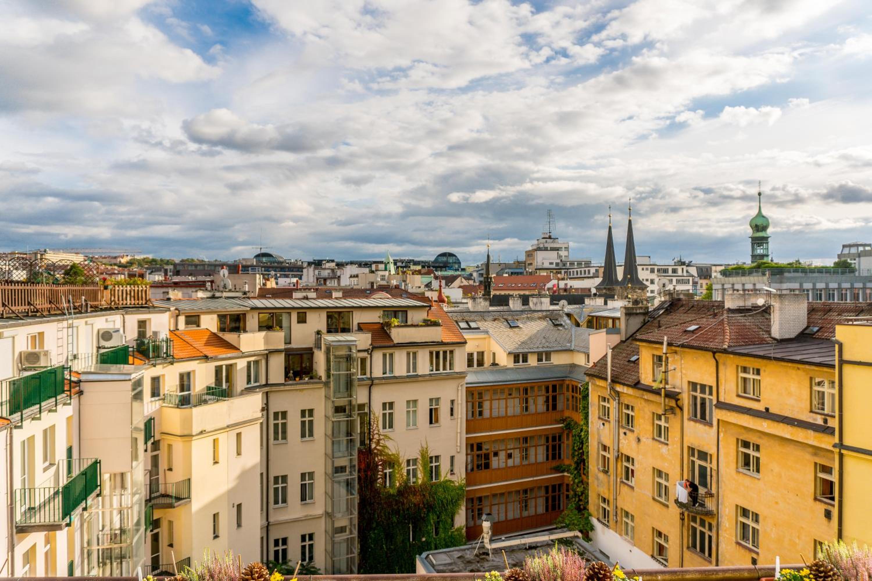 Prague 1 SUNNY APT with terrace by Michal&Friends