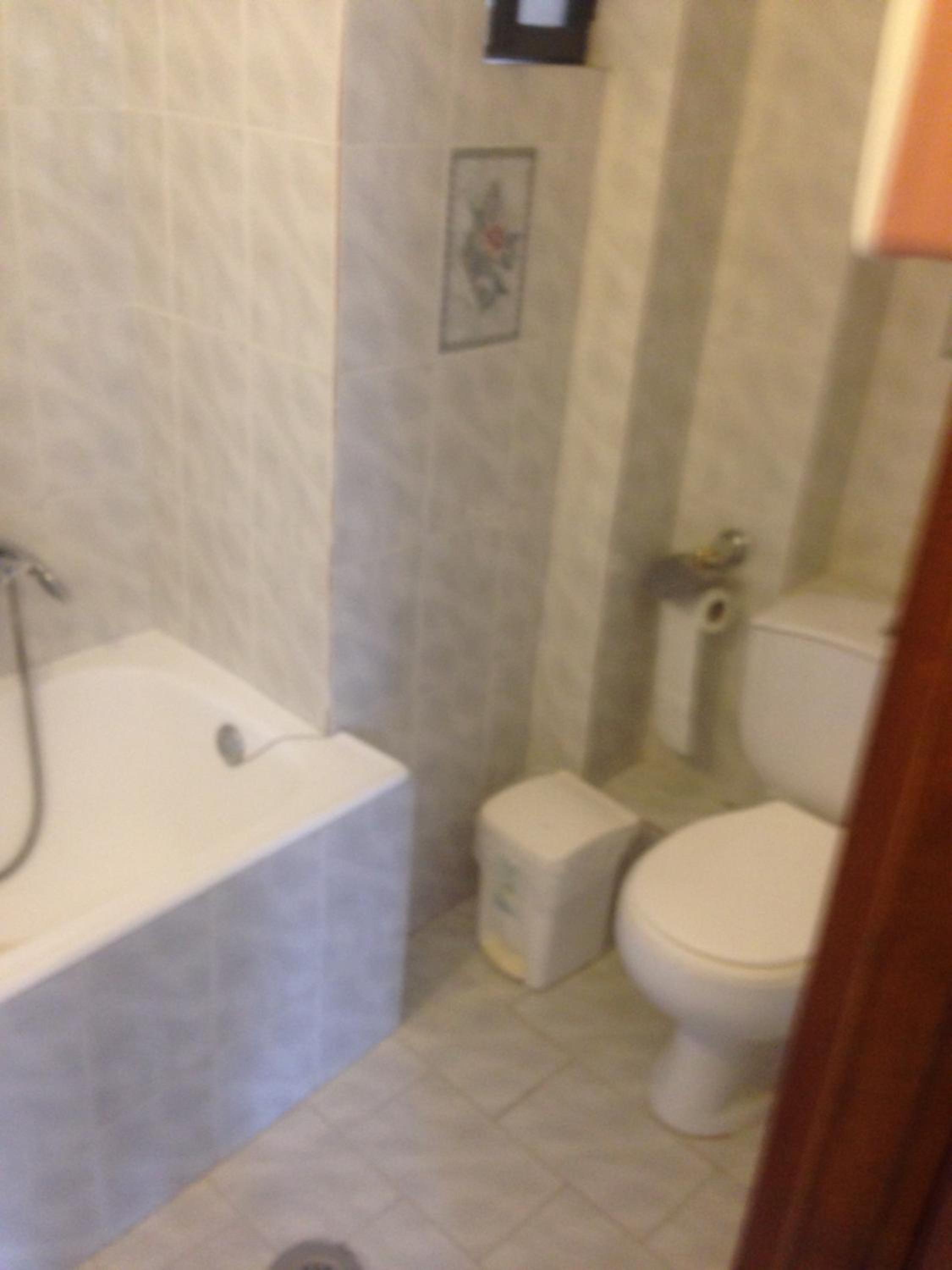Photo 33