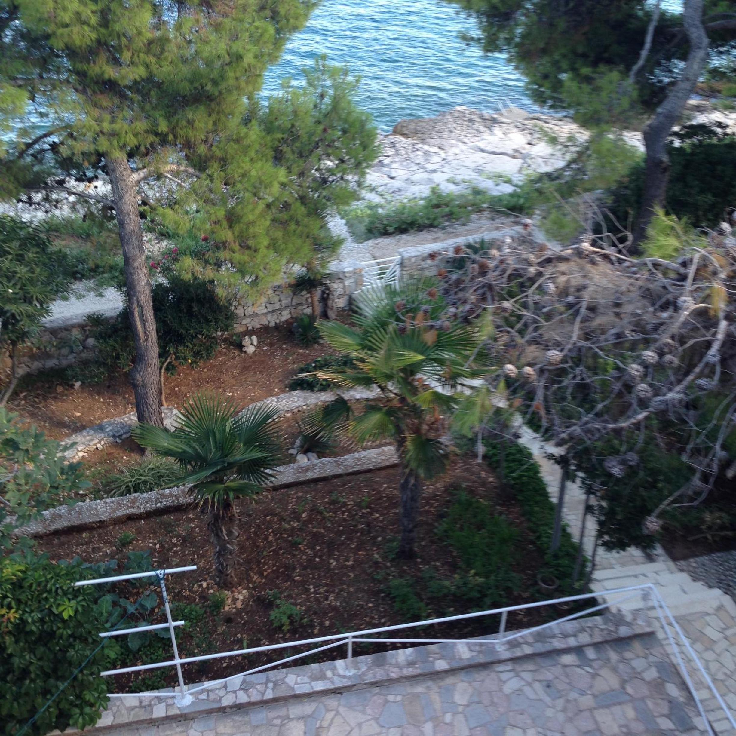 Seaside Apartments view 3