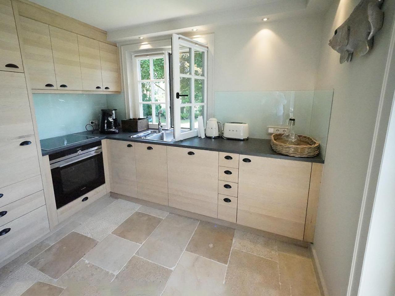 Terpstich 60A en Morsum — kitchen