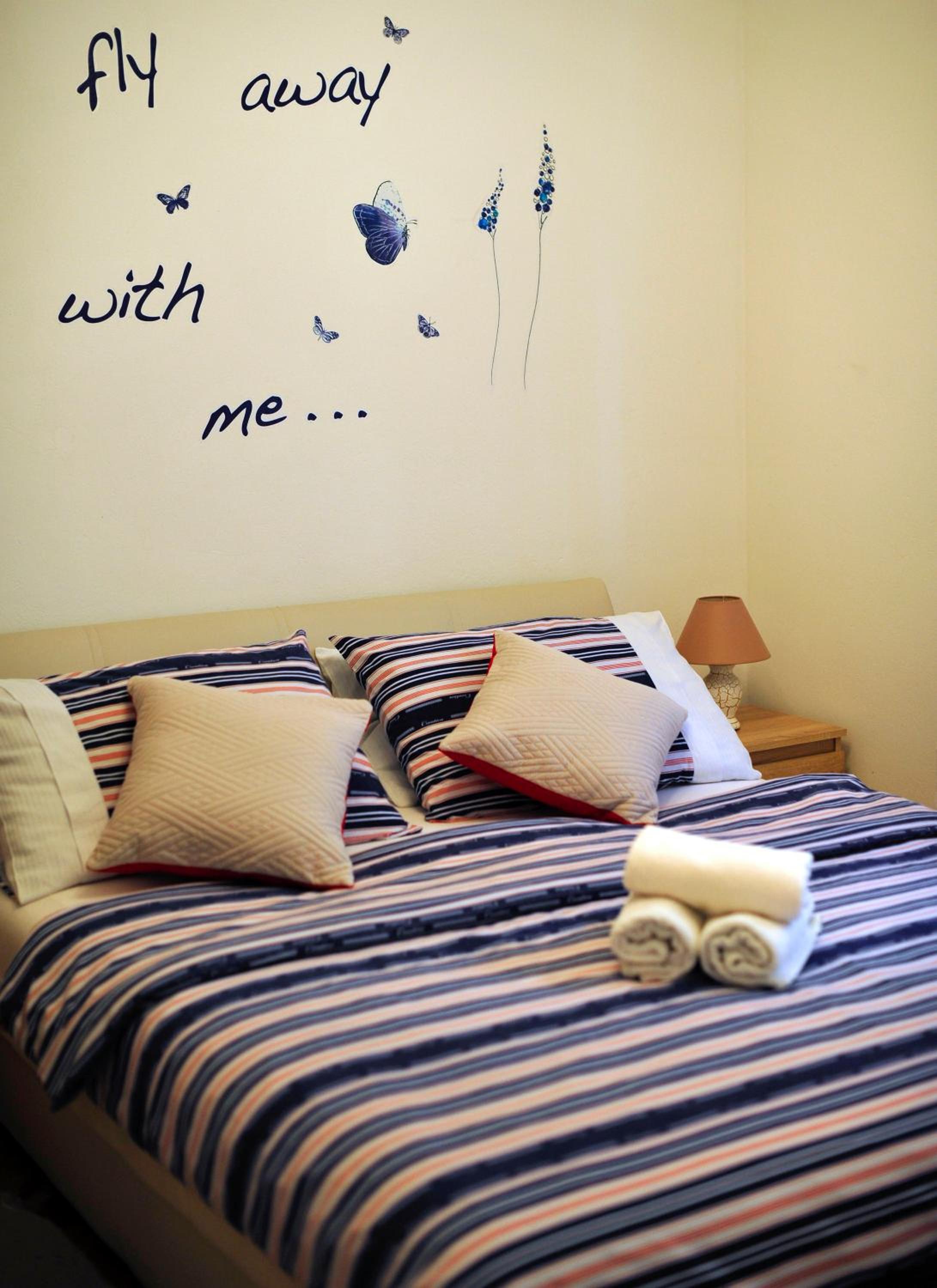 Green Garden Apartment photo 5