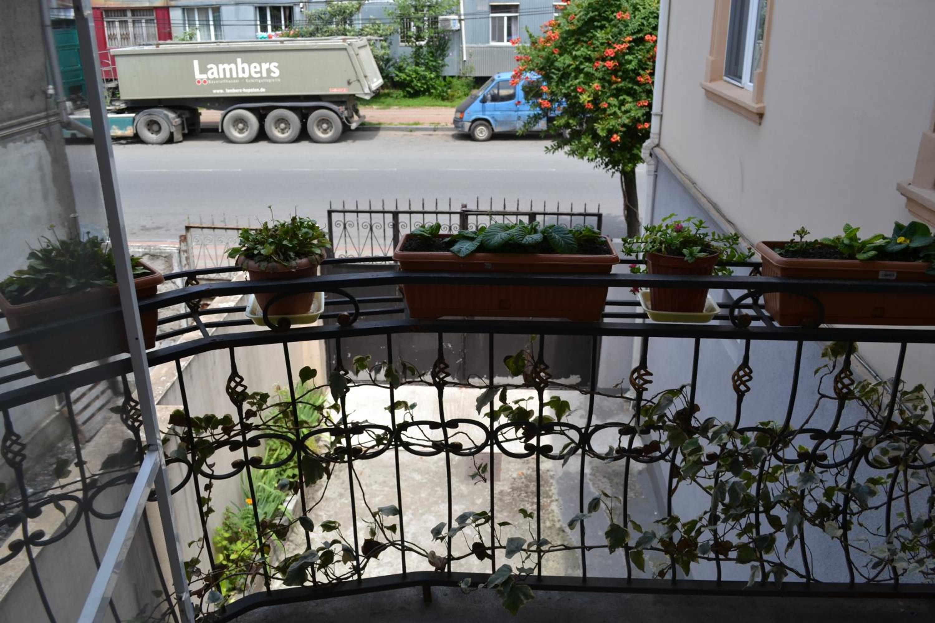 Apartment Fumfula