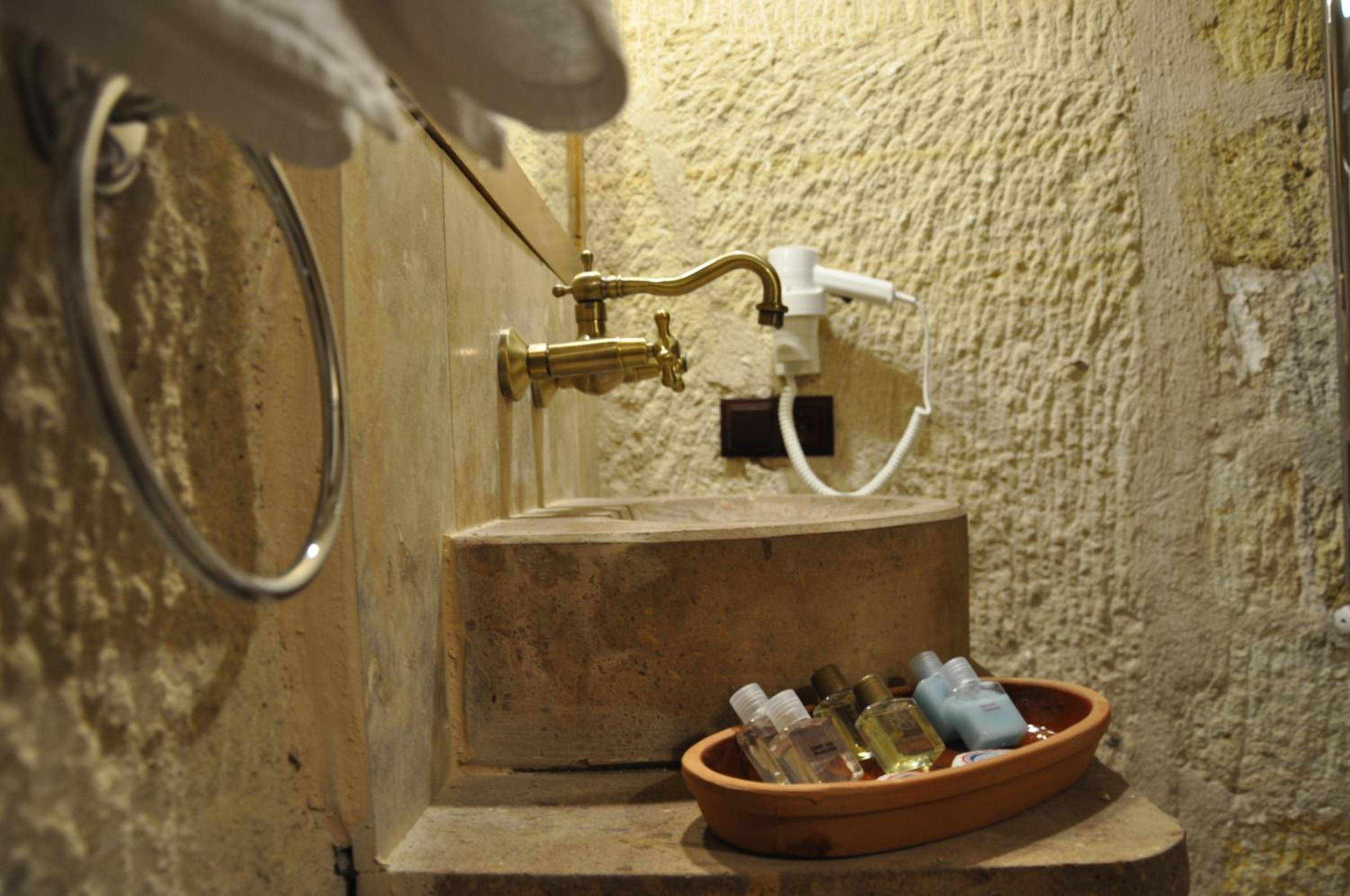 Çavuşin Cave House-Cappadocia - Image 88